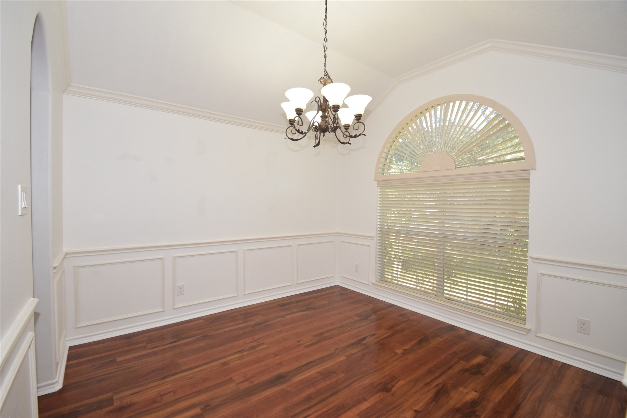 5726 Indigo Trails Drive Property Photo 5