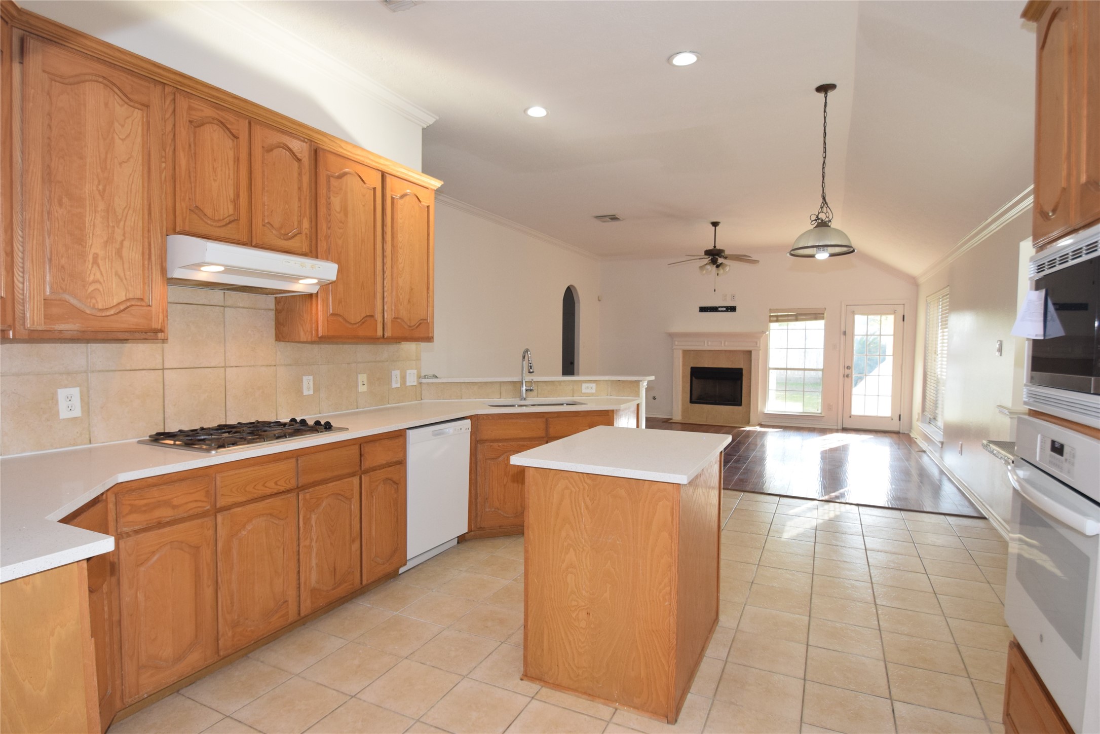 5726 Indigo Trails Drive Property Photo 9