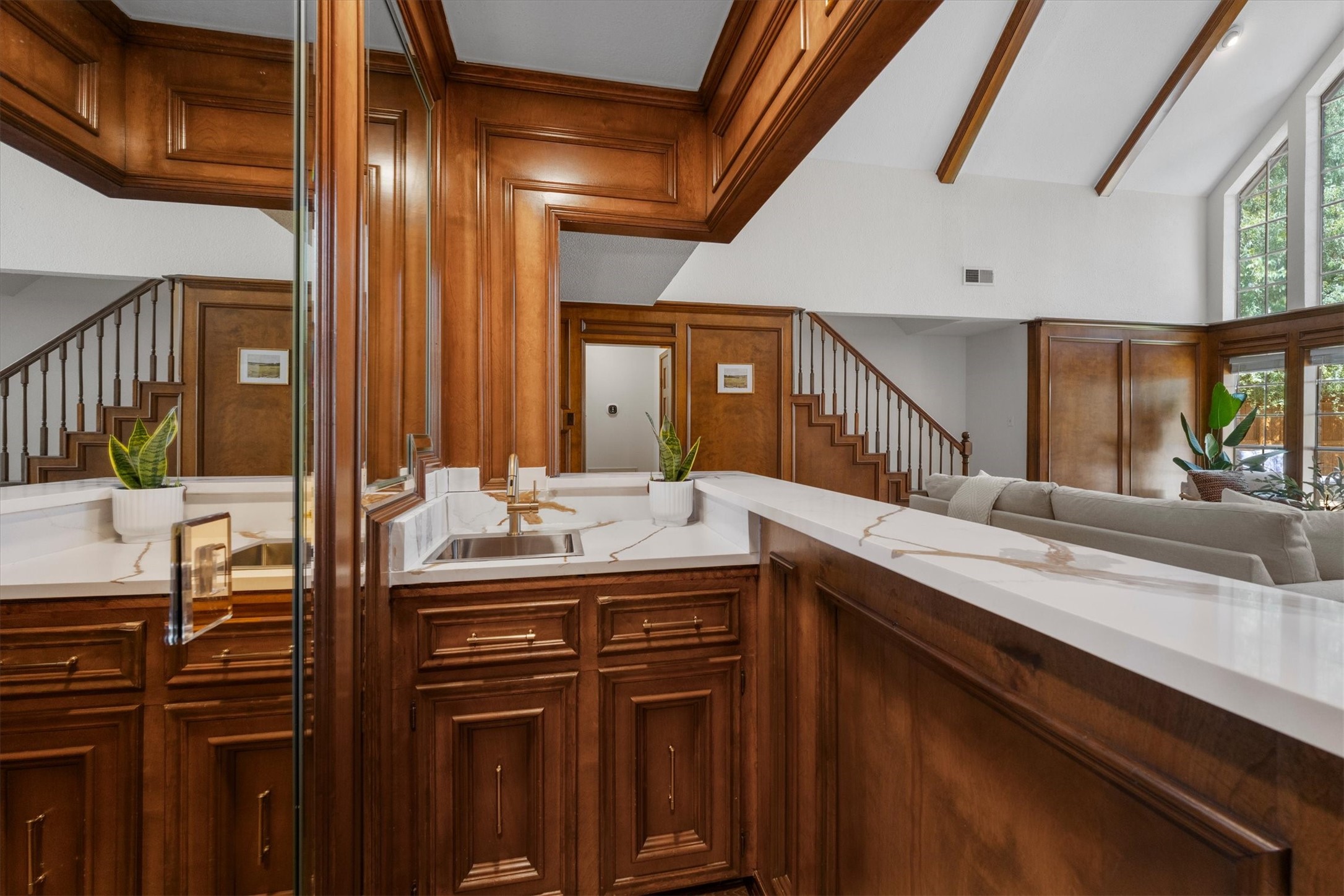 9507 Oxted Lane Property Photo 13