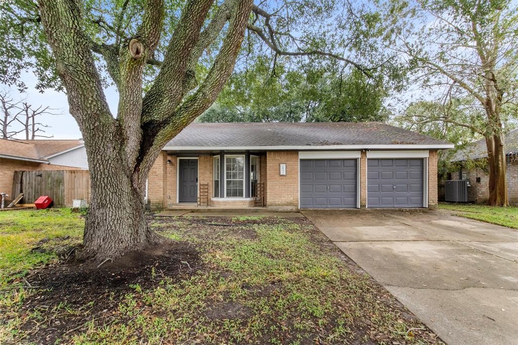 2831 Heritage Bend Drive Property Photo 1