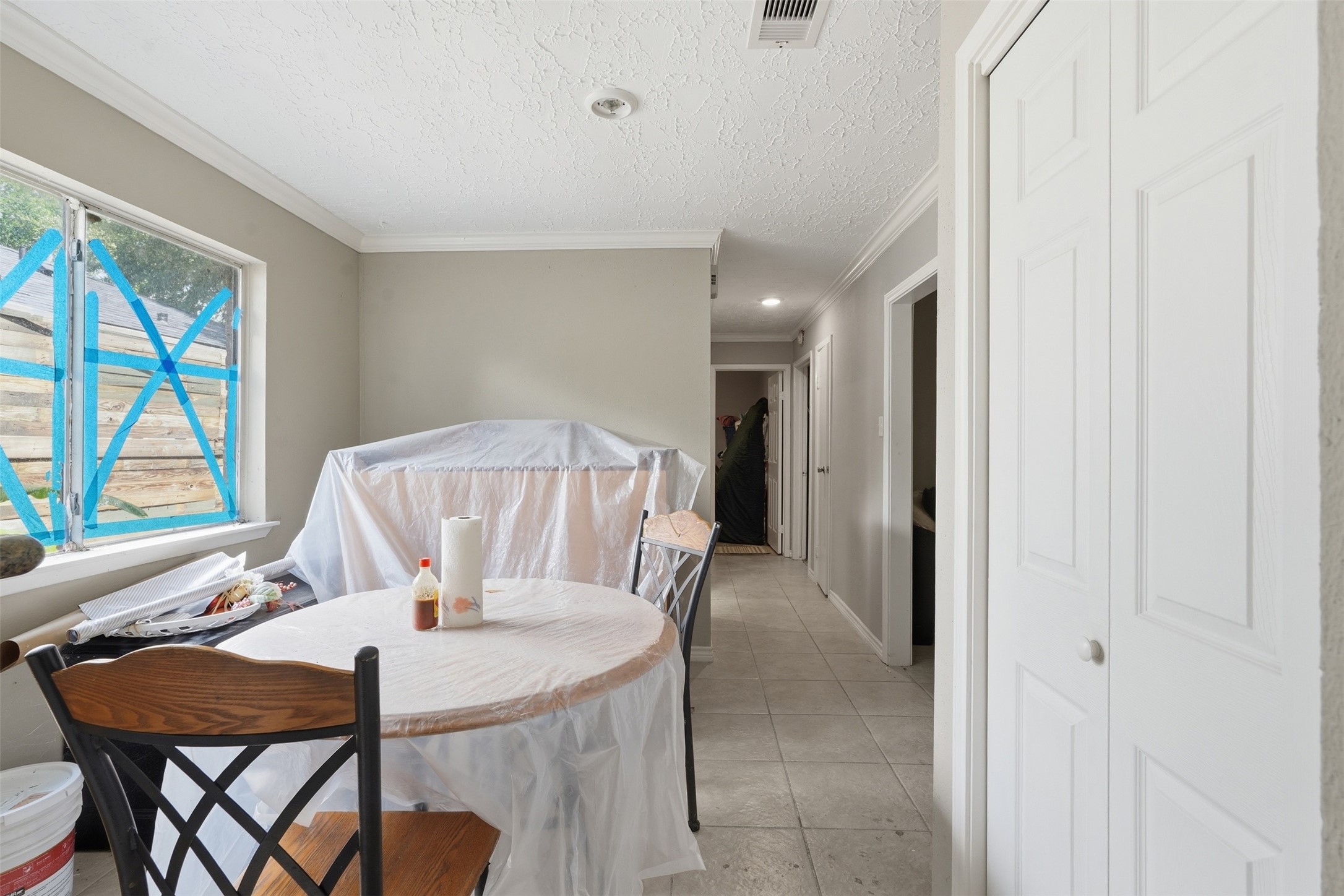 13811 Flagstone Drive Property Photo 8