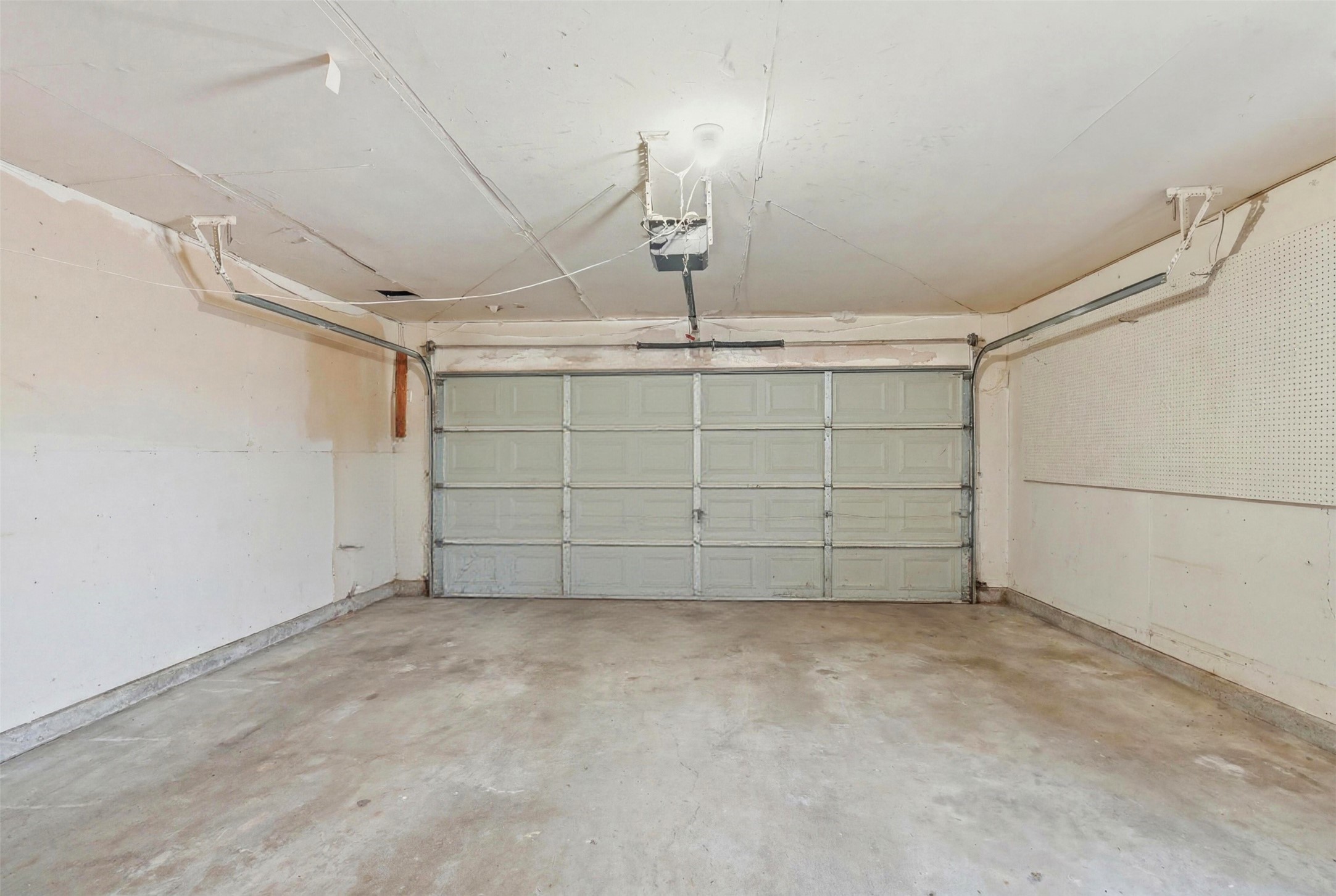 13811 Flagstone Drive Property Photo 27