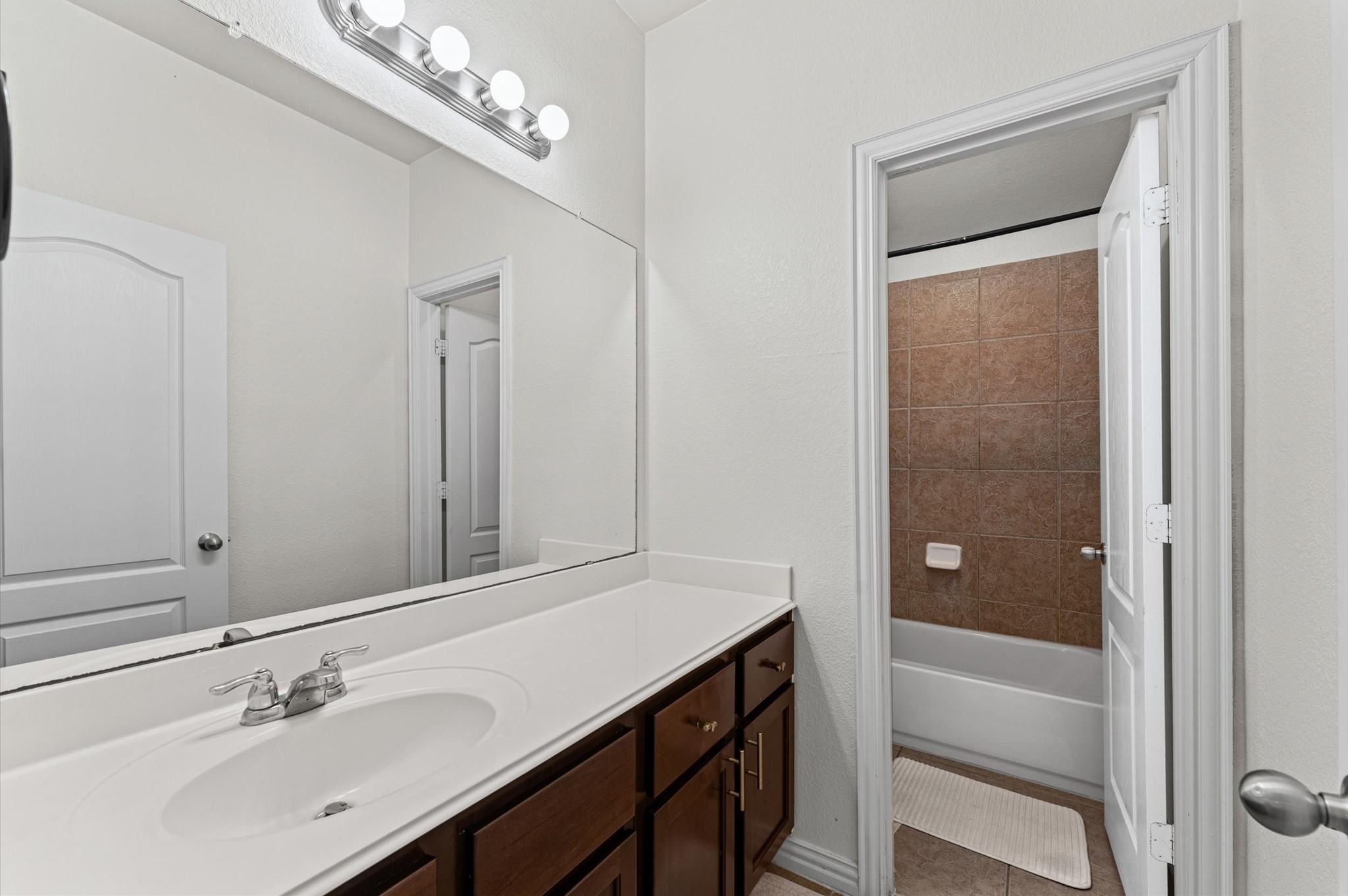 24431 Redrock Falls Property Photo 20