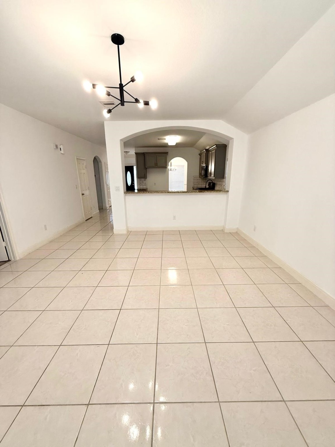 4915 Manor Stone Lane Property Photo 4
