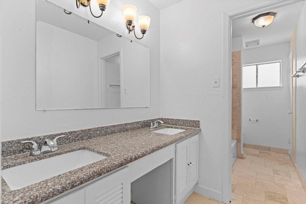 8918 Grape Street Property Photo 36