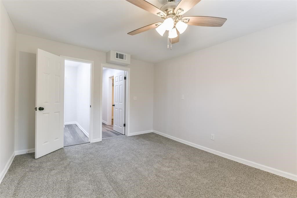 1309 W Lang Street Property Photo 7