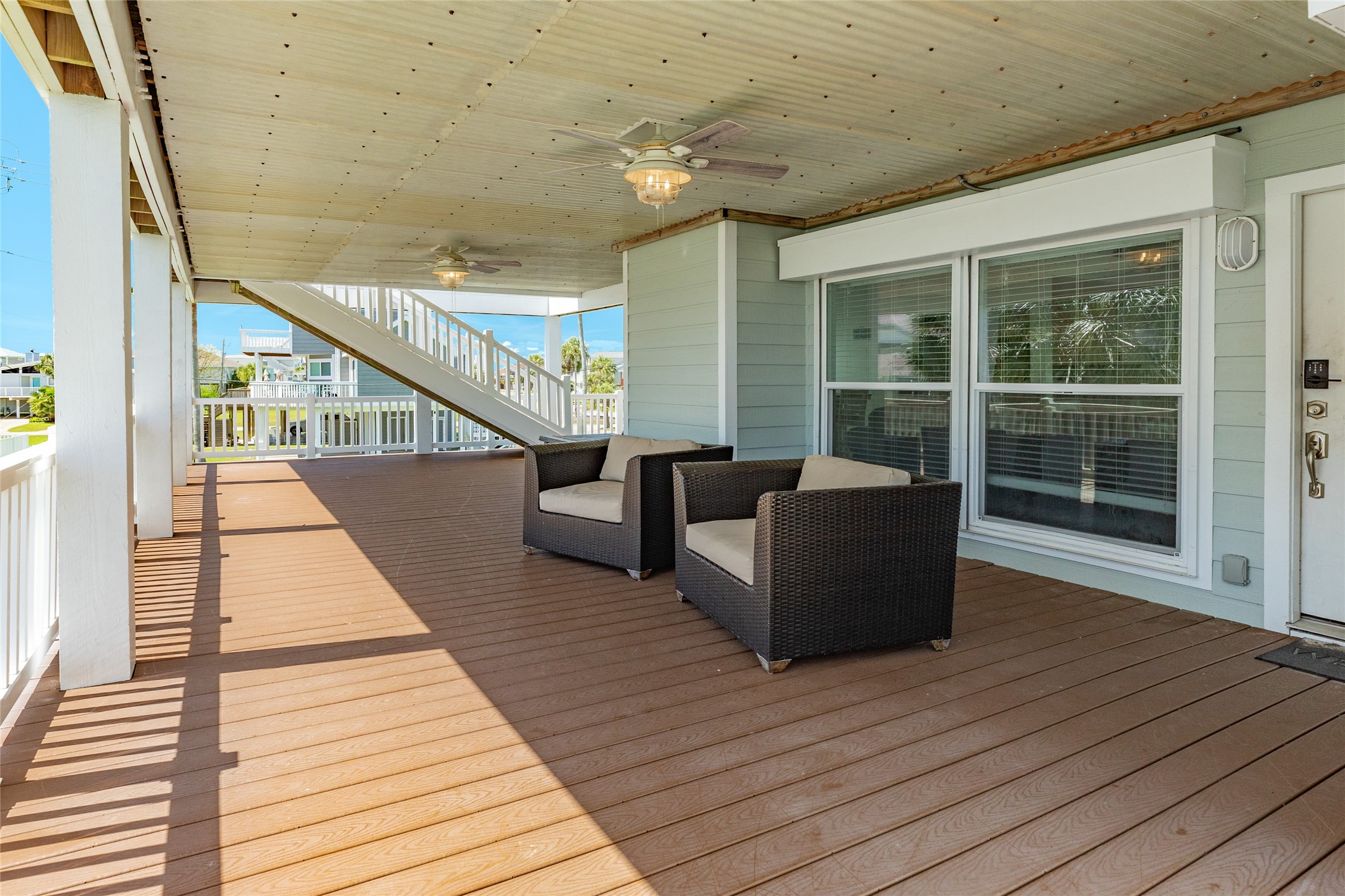 13827 Pirates Beach Boulevard Property Photo 13