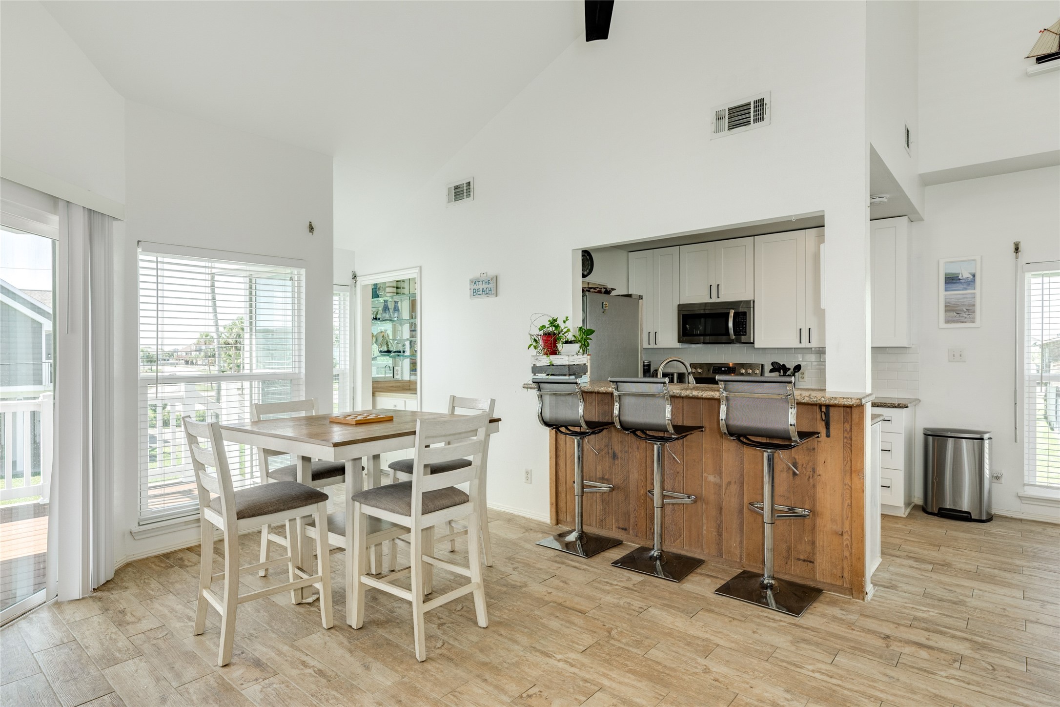 13827 Pirates Beach Boulevard Property Photo 21