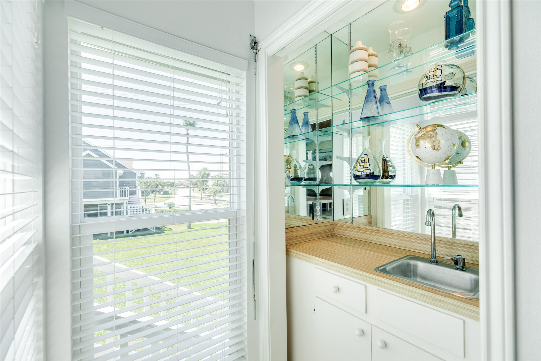 13827 Pirates Beach Boulevard Property Photo 22
