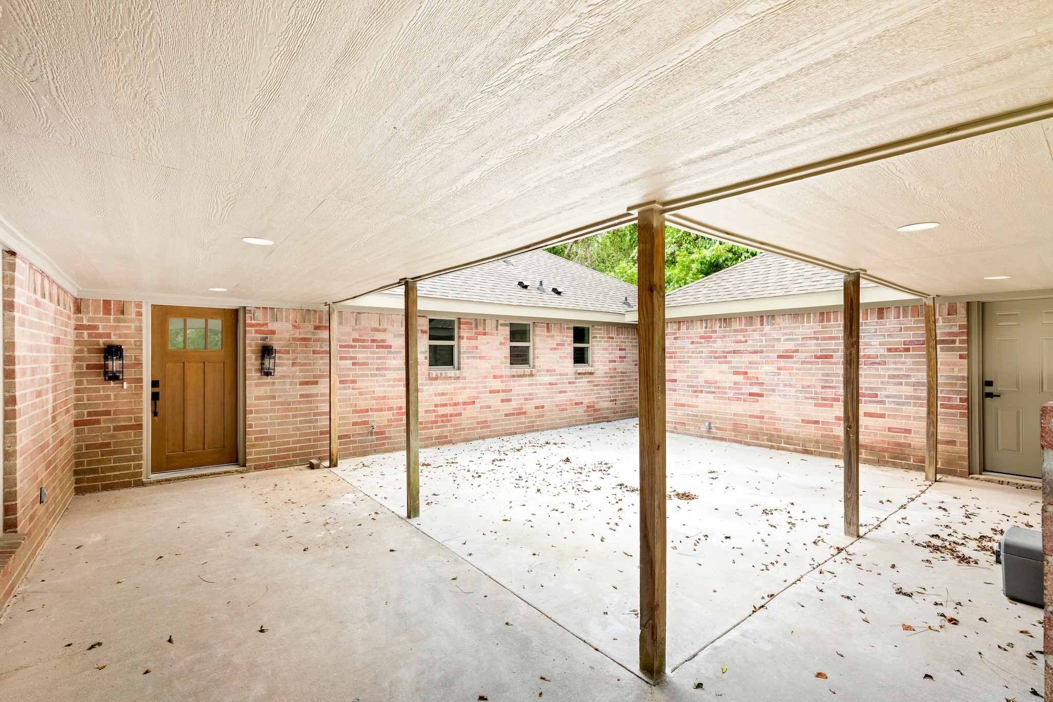 2109 County Road 353 Property Photo 5
