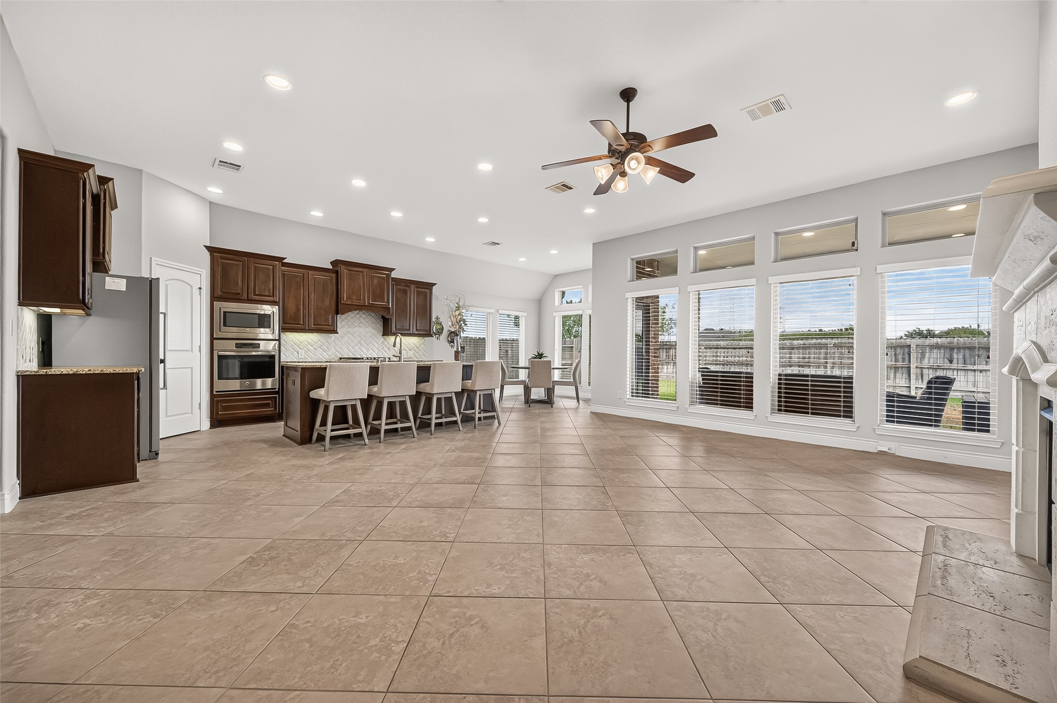 9246 Lakeshores Lagoon Lane Property Photo 15