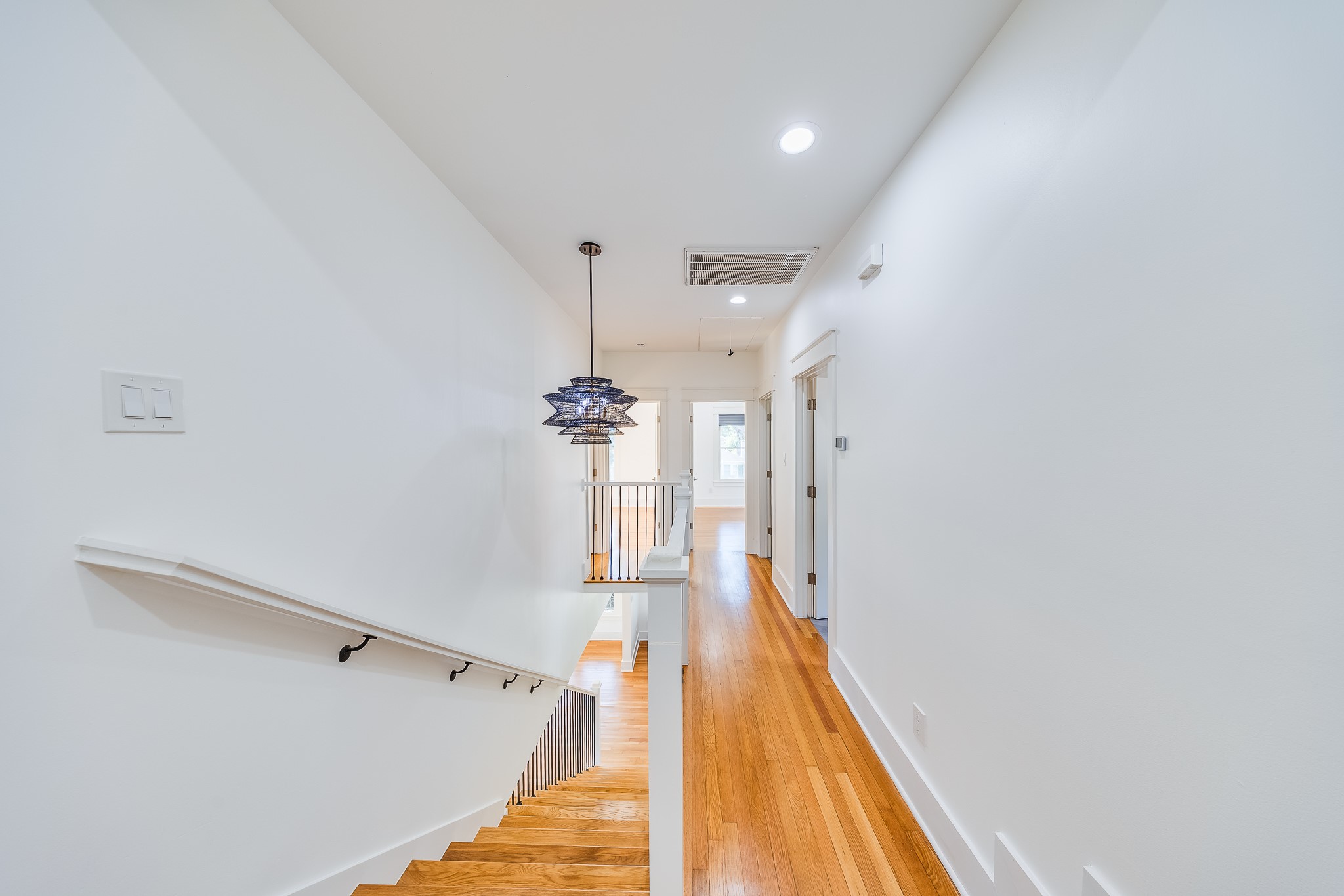 1900 Hawthorne Street Property Photo 16