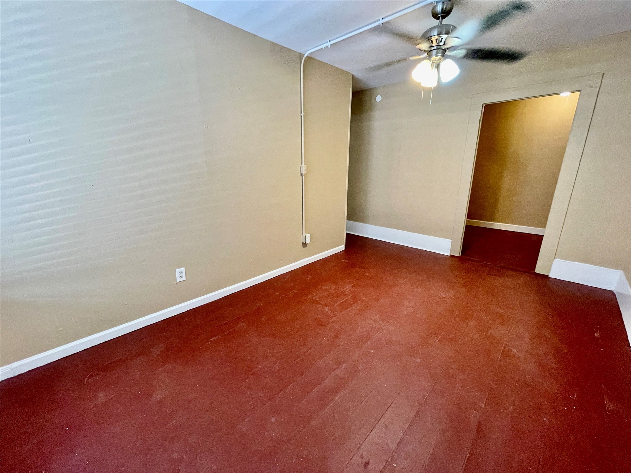1814 Avenue M 1/2 1 Property Photo 5