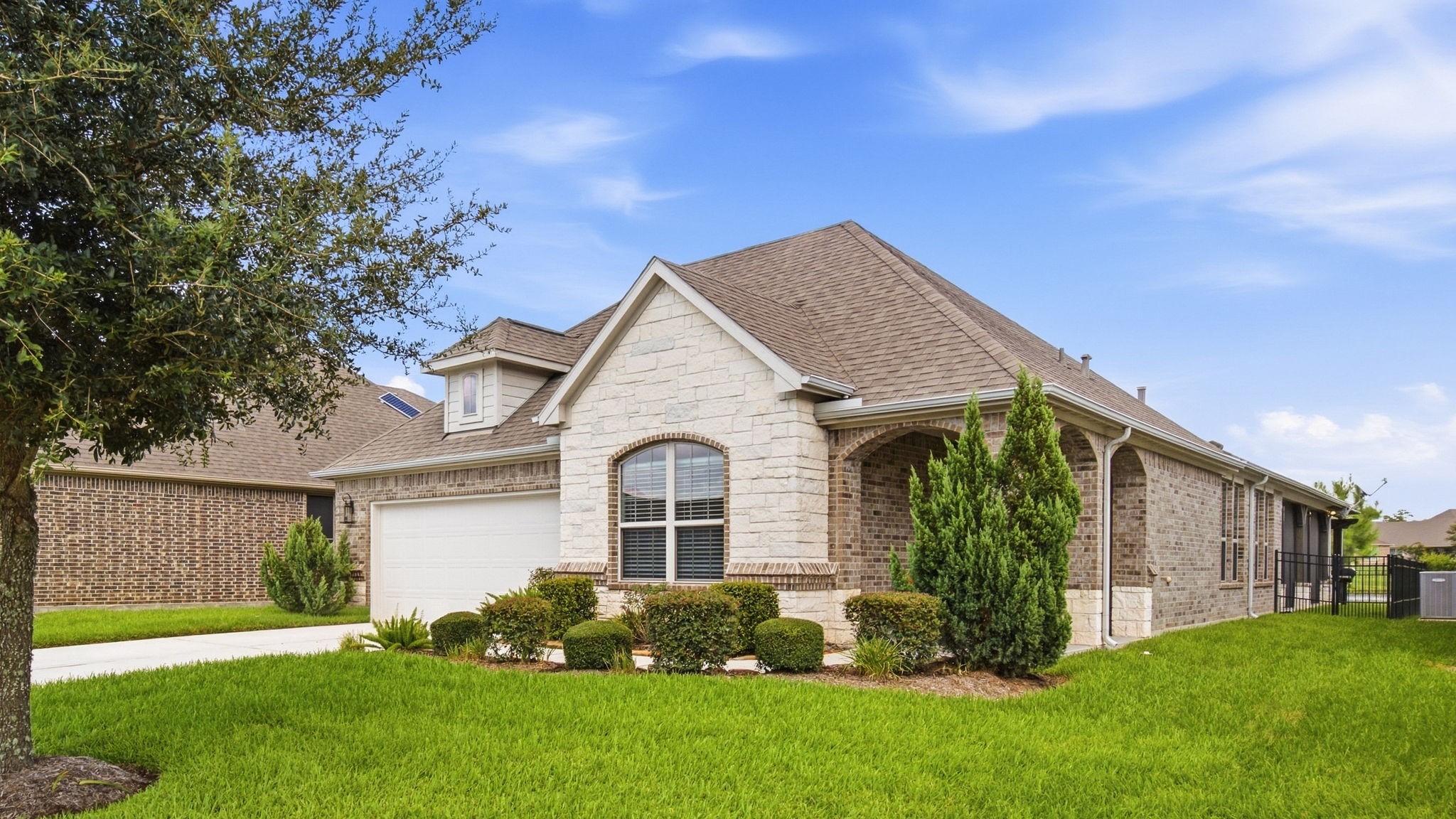5638 Fountain Villas Way Property Photo 3
