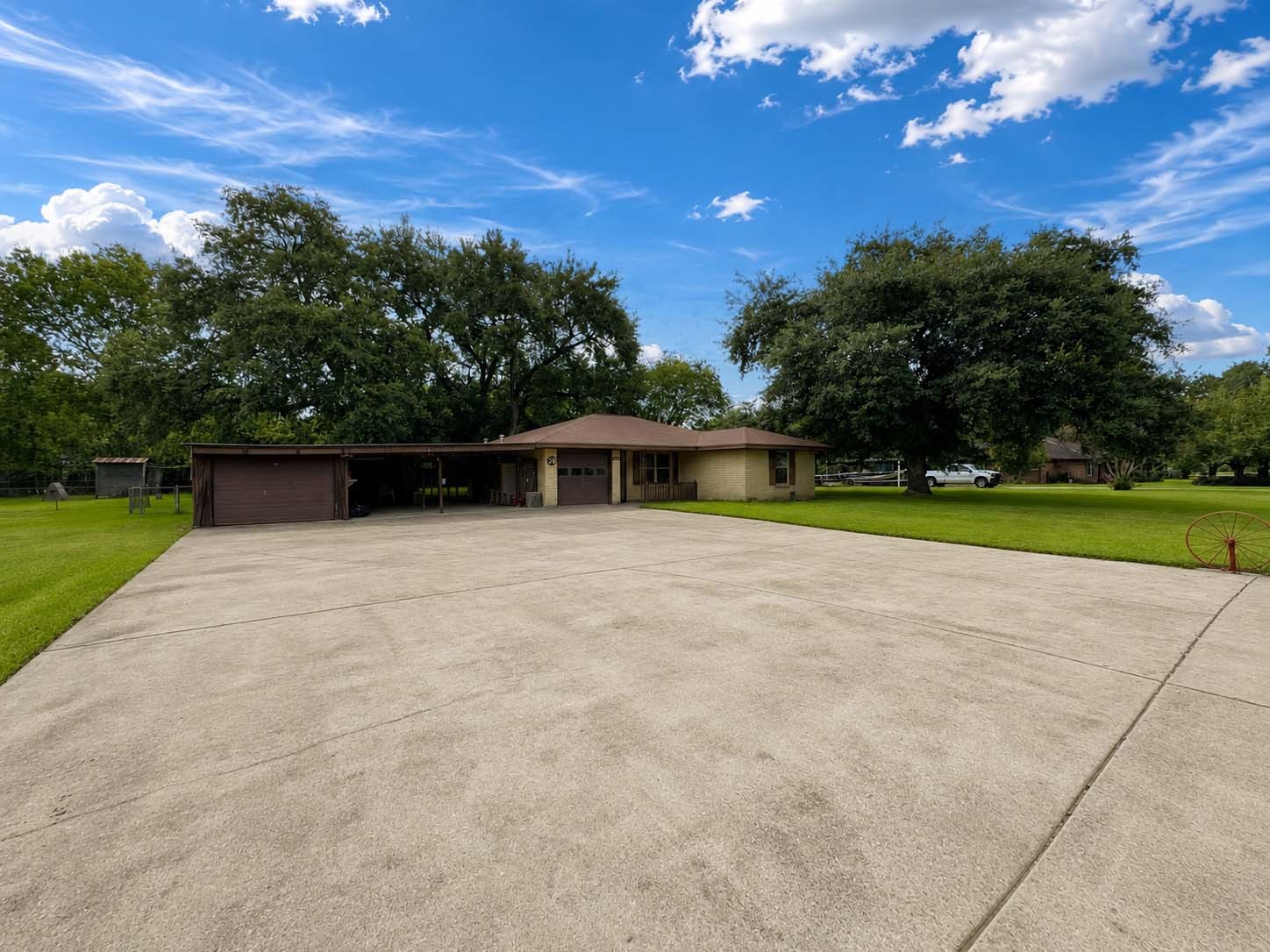 12711 Britt Road Property Photo 3