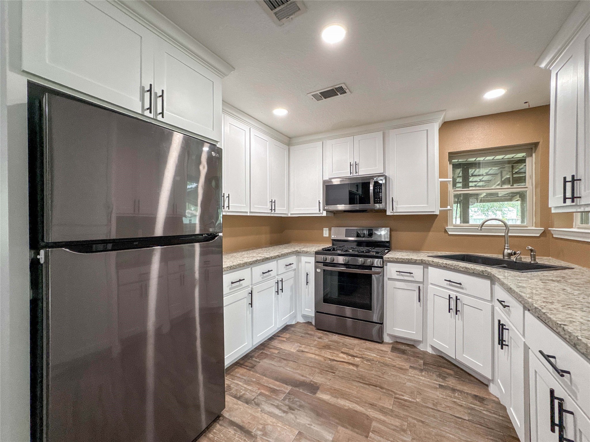 12711 Britt Road Property Photo 9