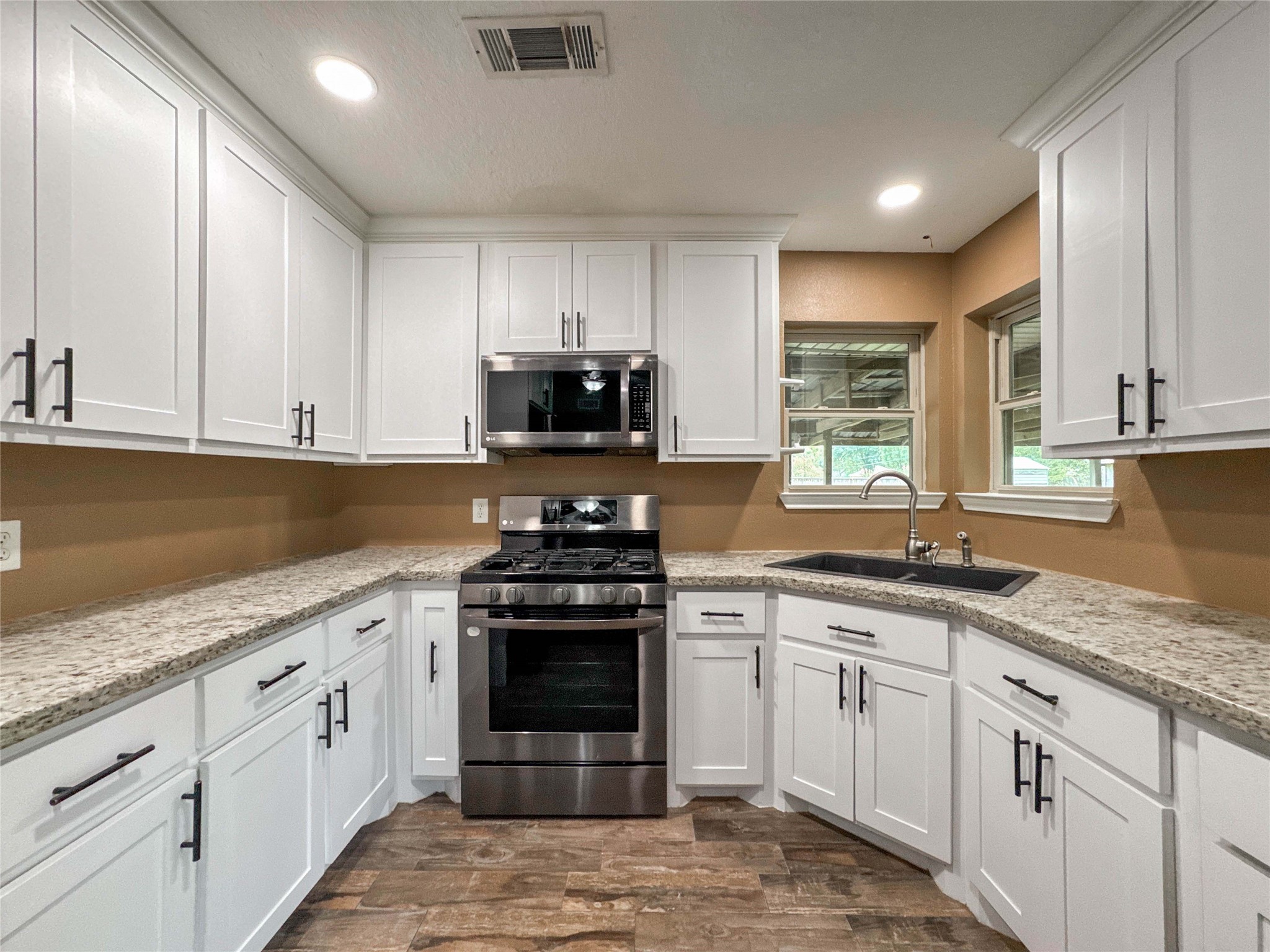 12711 Britt Road Property Photo 10
