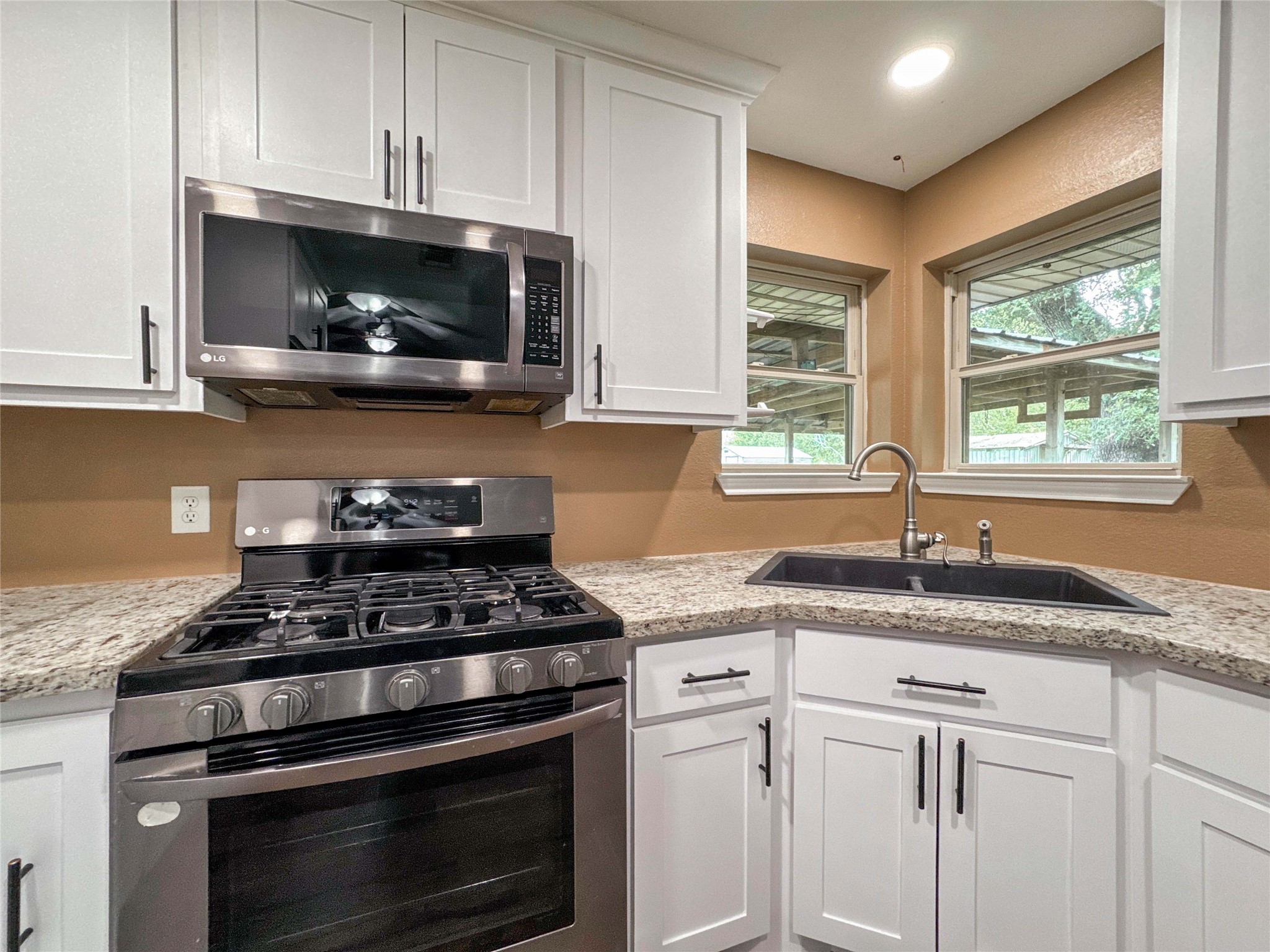 12711 Britt Road Property Photo 11