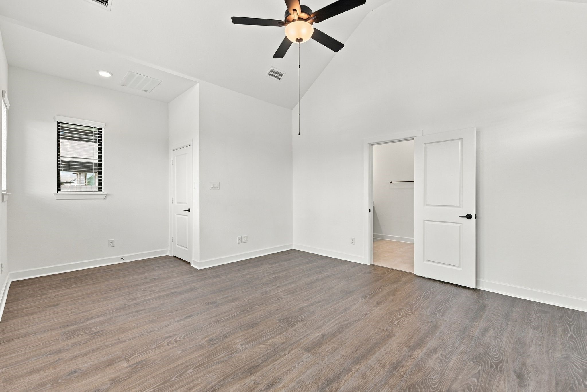 5510 Orangery Lane Property Photo 12