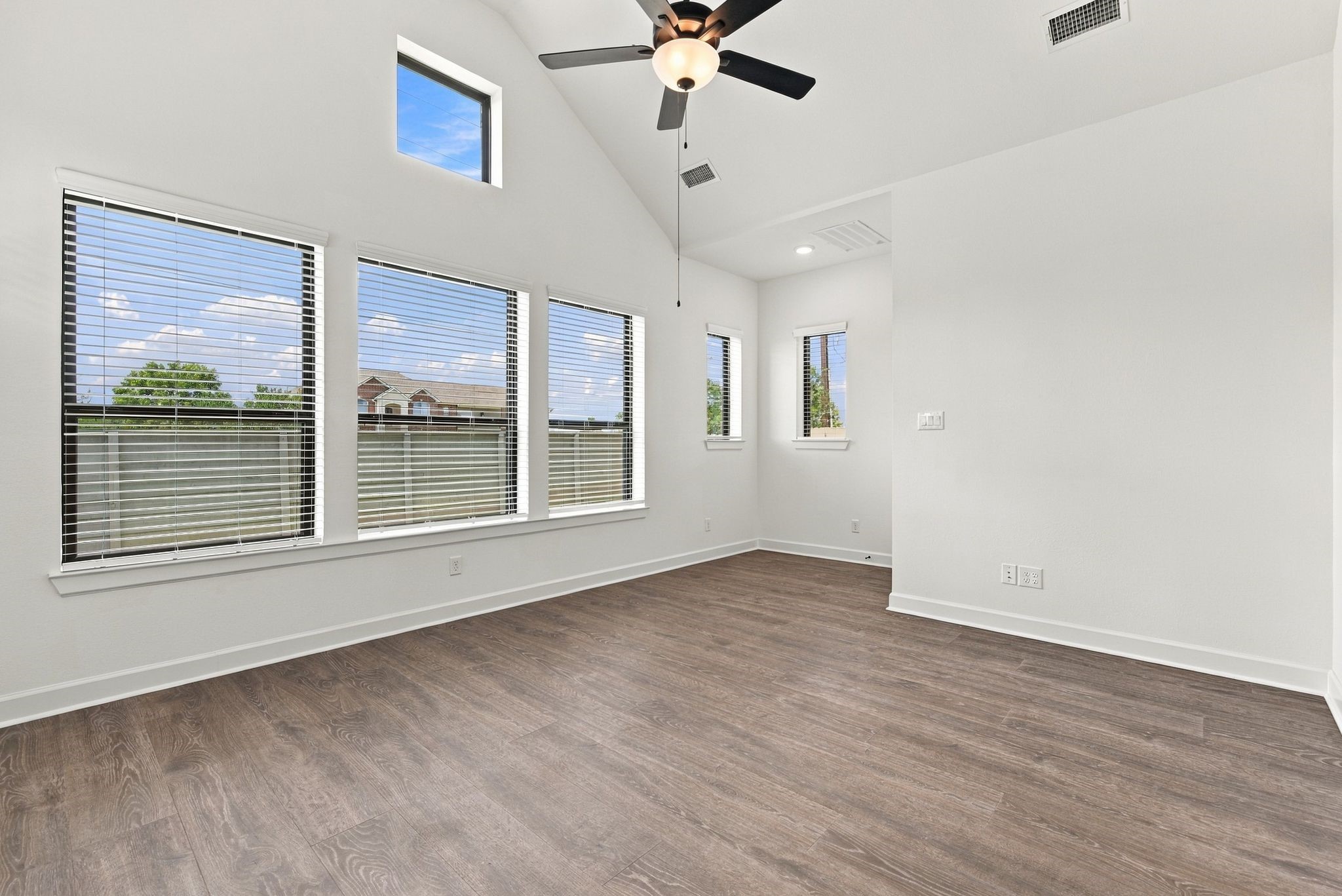 5510 Orangery Lane Property Photo 13