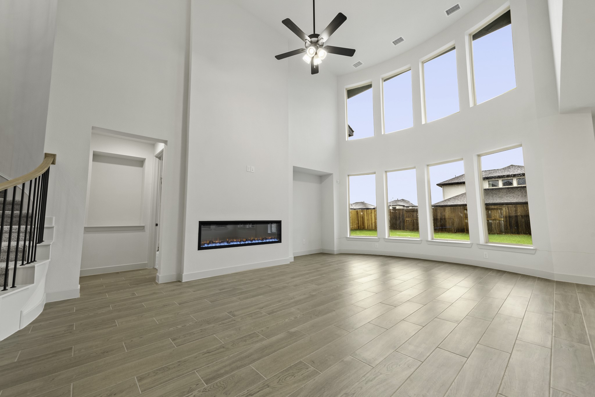 26715 Copernicus Cove Court Property Photo 7