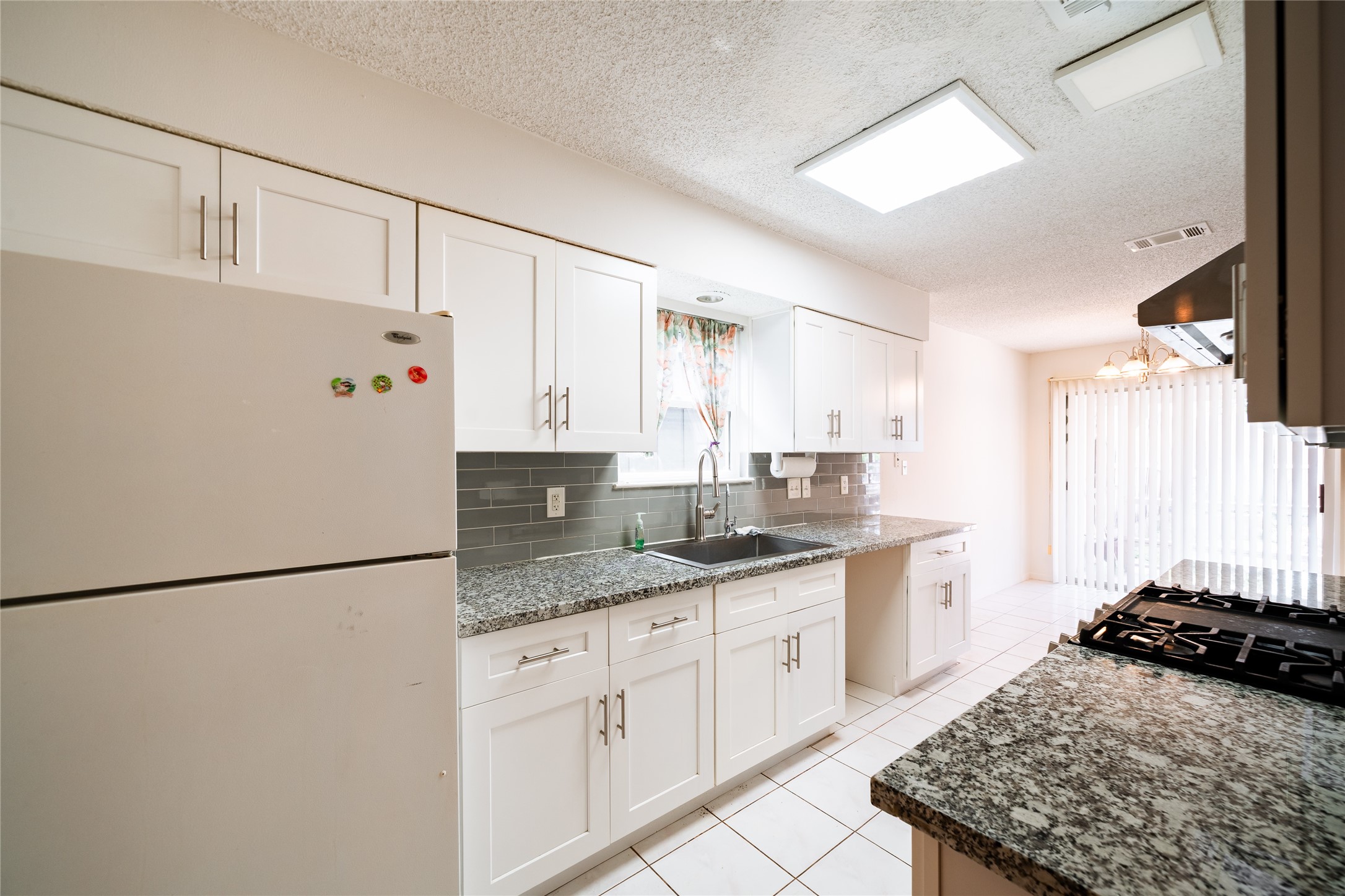 6122 Havendale Drive Property Photo 8