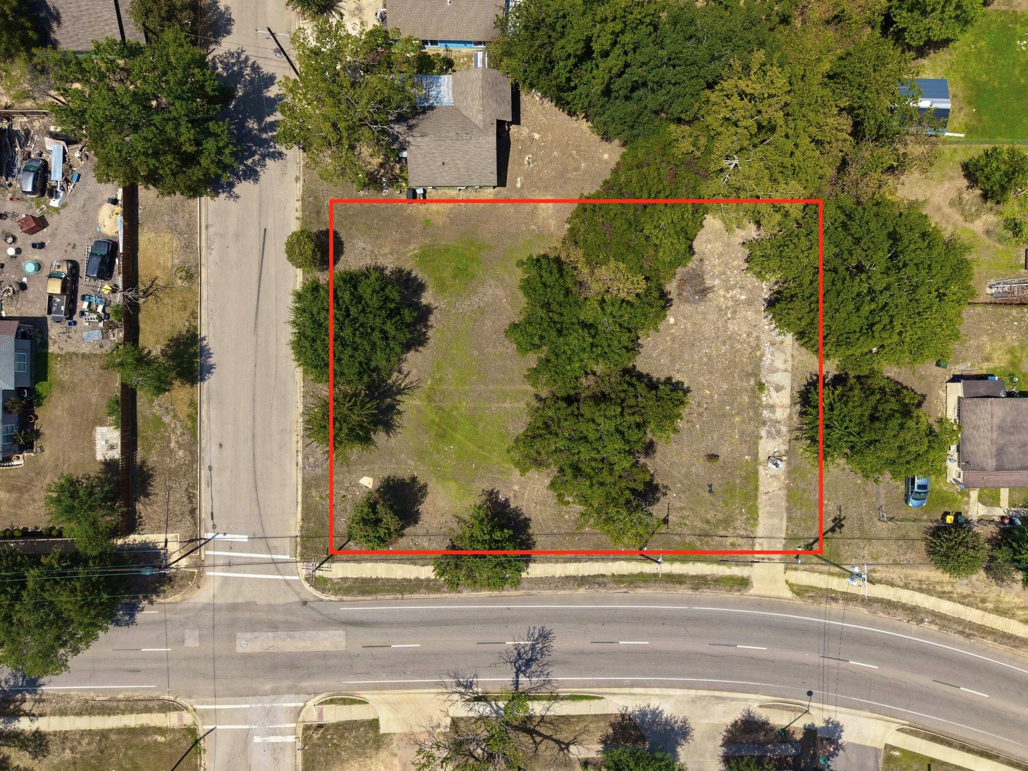 406 E Phillips Street, Conroe TX 77301 Property Photo 1