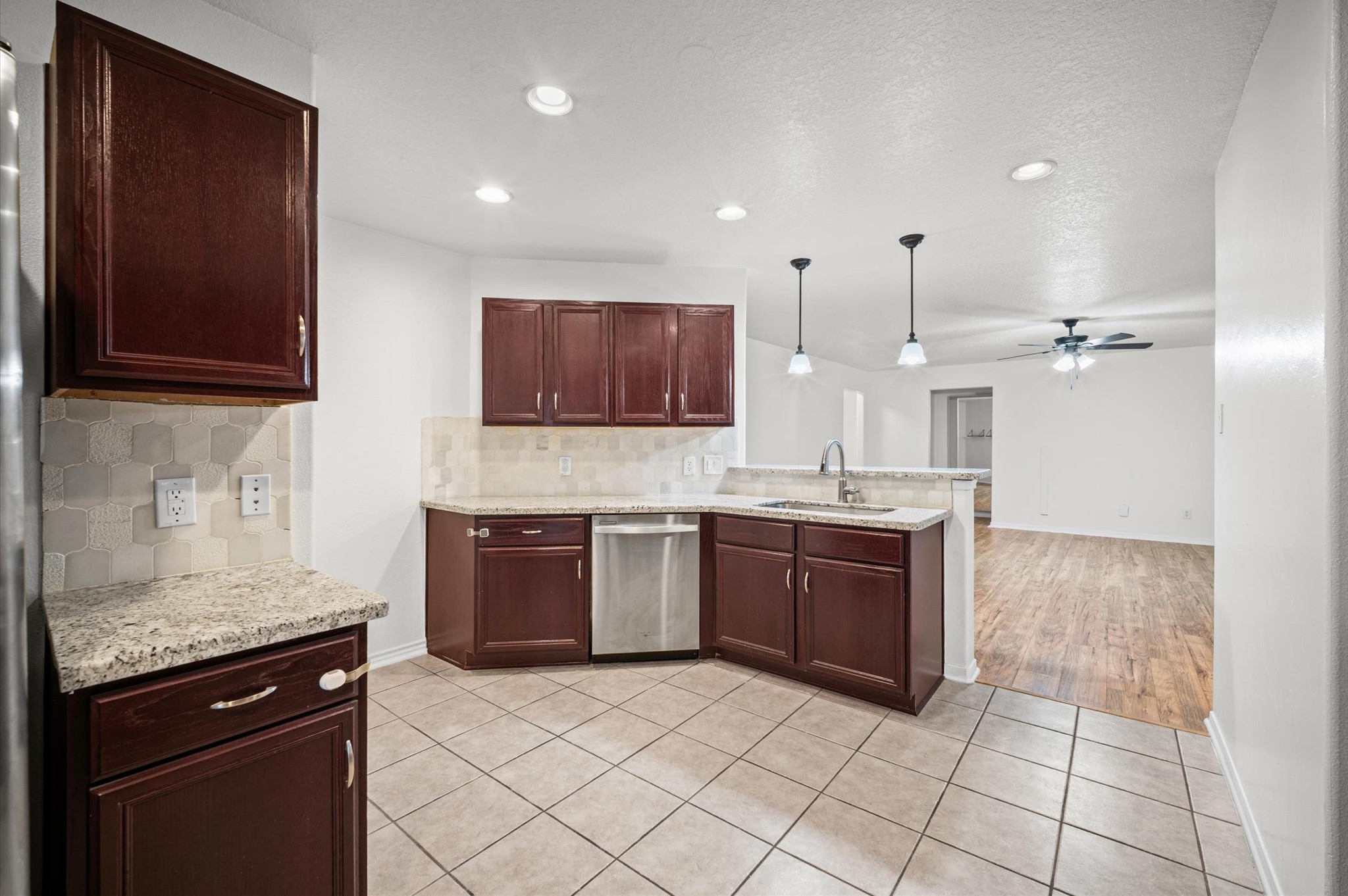 9897 Expedition Trail Property Photo 14