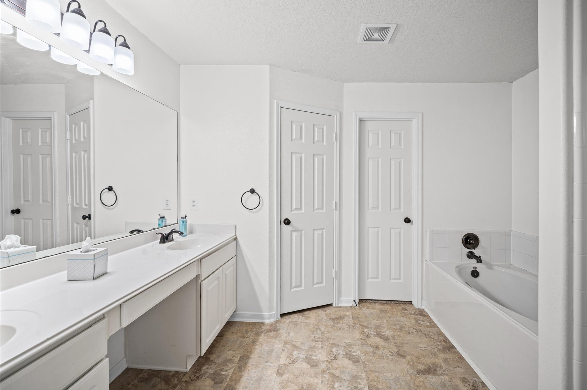 9897 Expedition Trail Property Photo 17