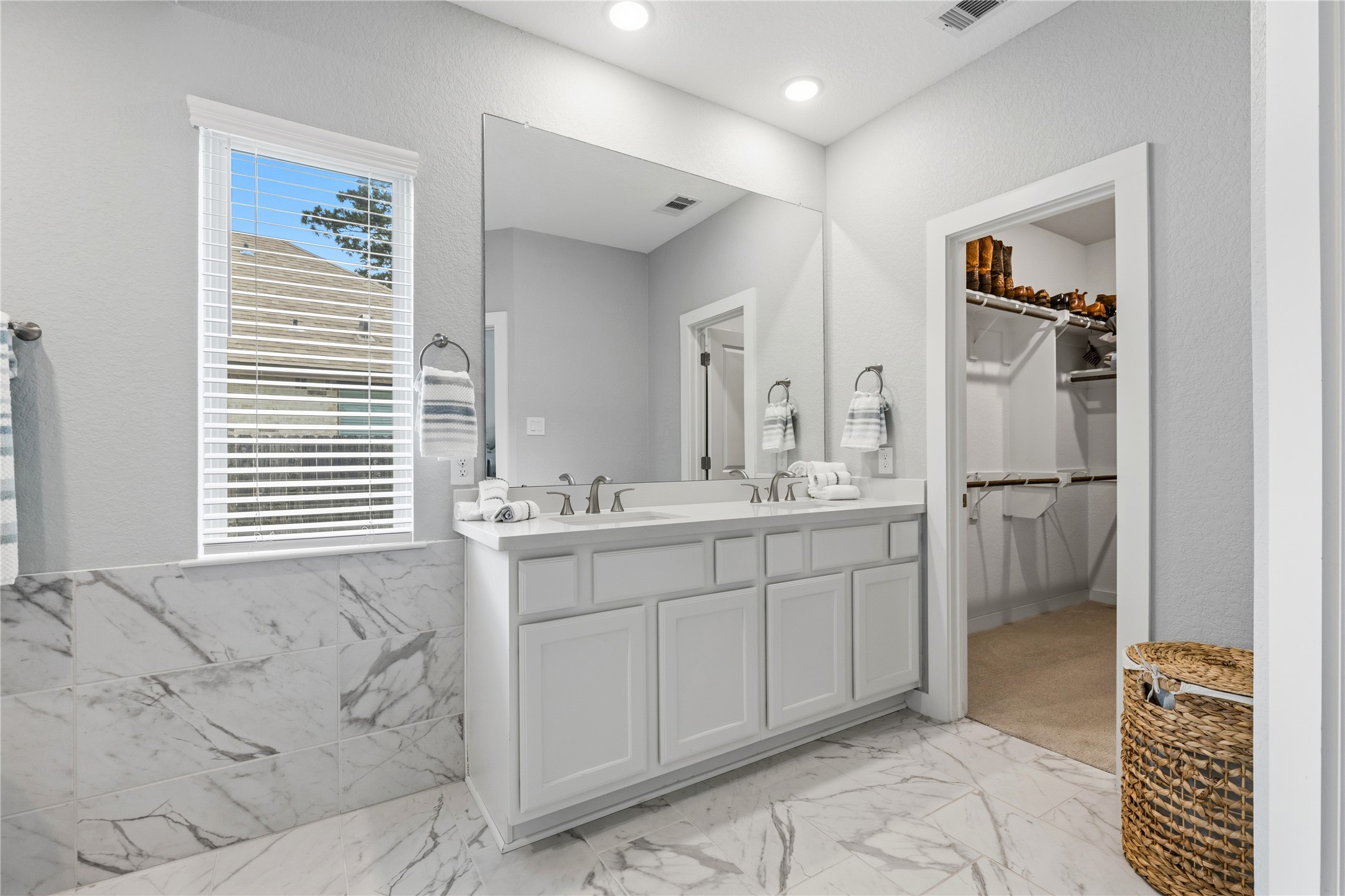 414 Soapberry Tree Court Property Photo 23