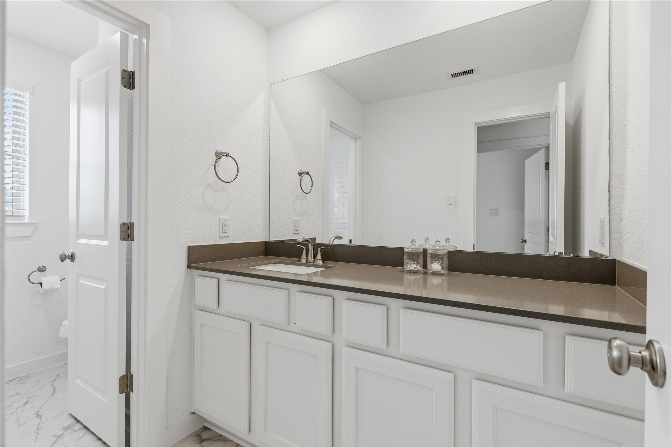 414 Soapberry Tree Court Property Photo 33