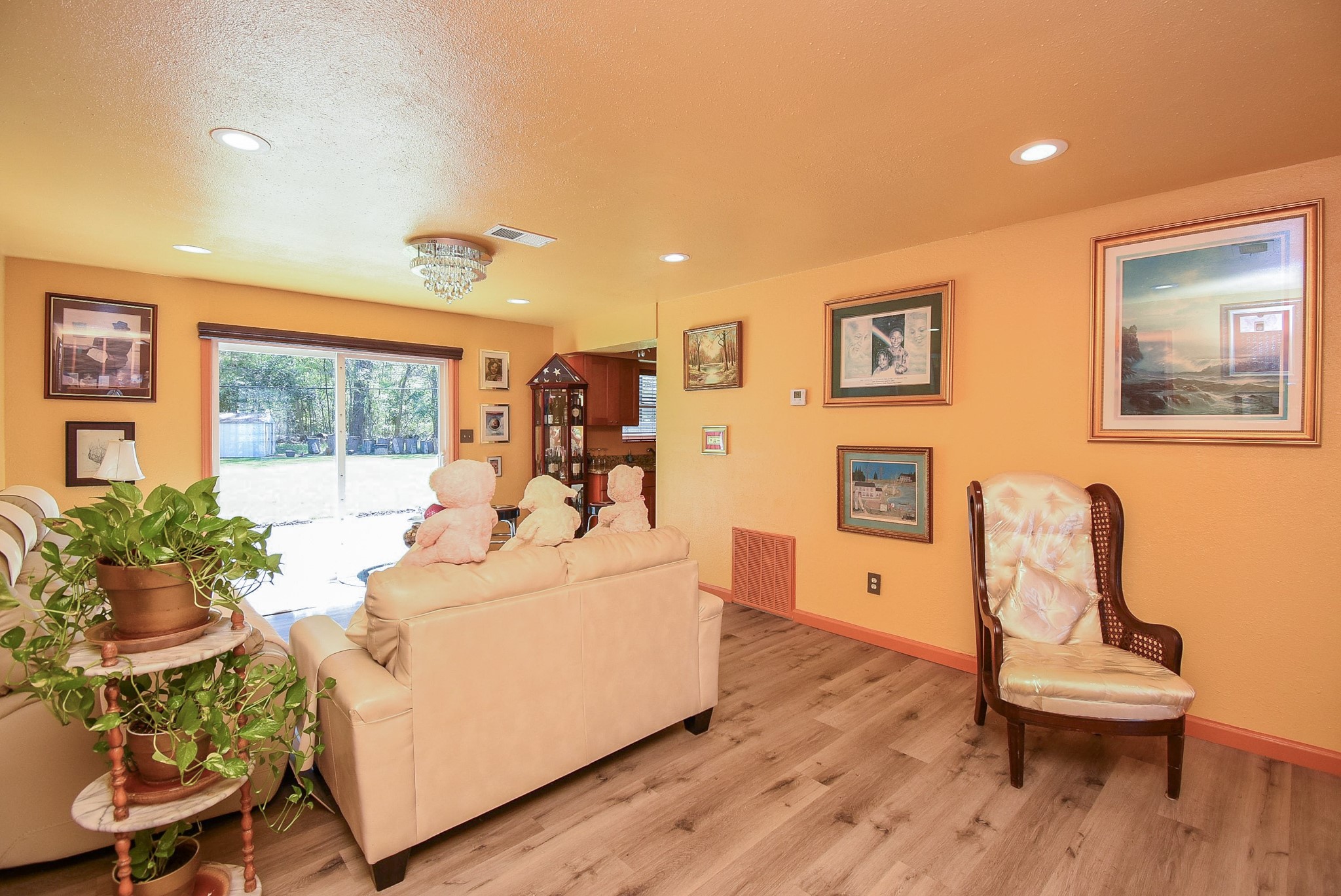 906 Corydon Drive Property Photo 6