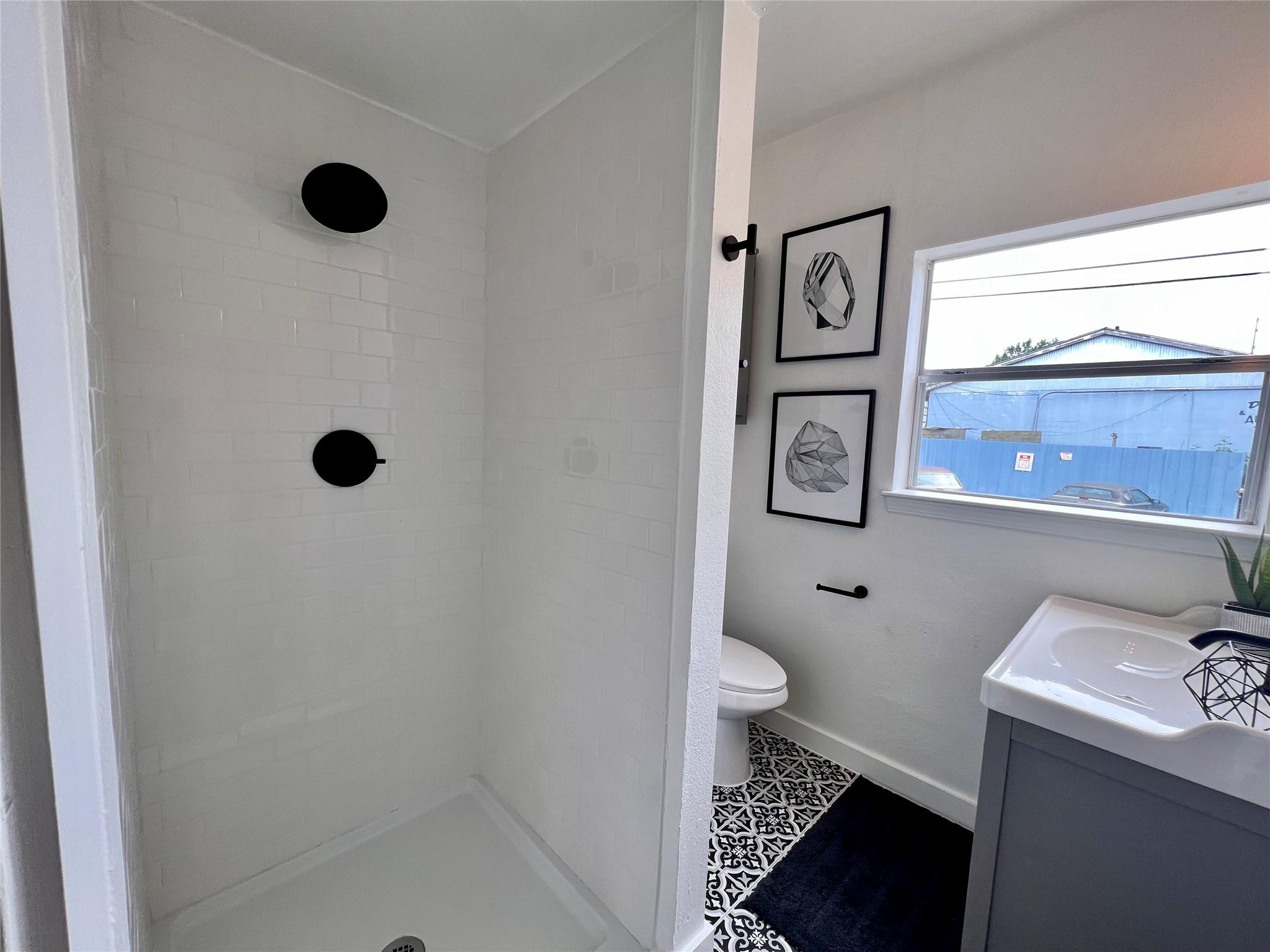 415 Fairview Avenue 1 Property Photo 6