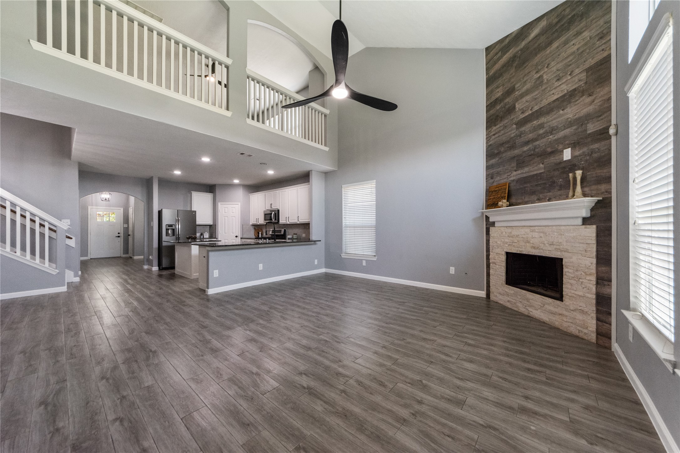 2214 Sterling Oaks Drive Property Photo 12
