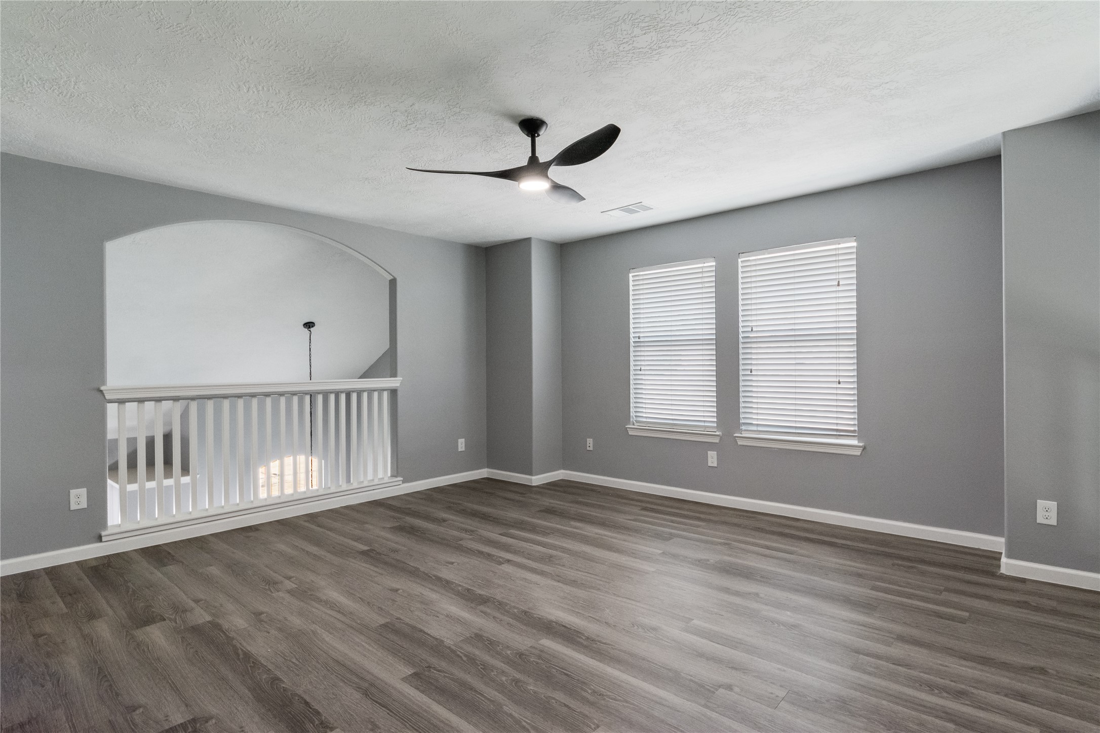 2214 Sterling Oaks Drive Property Photo 21