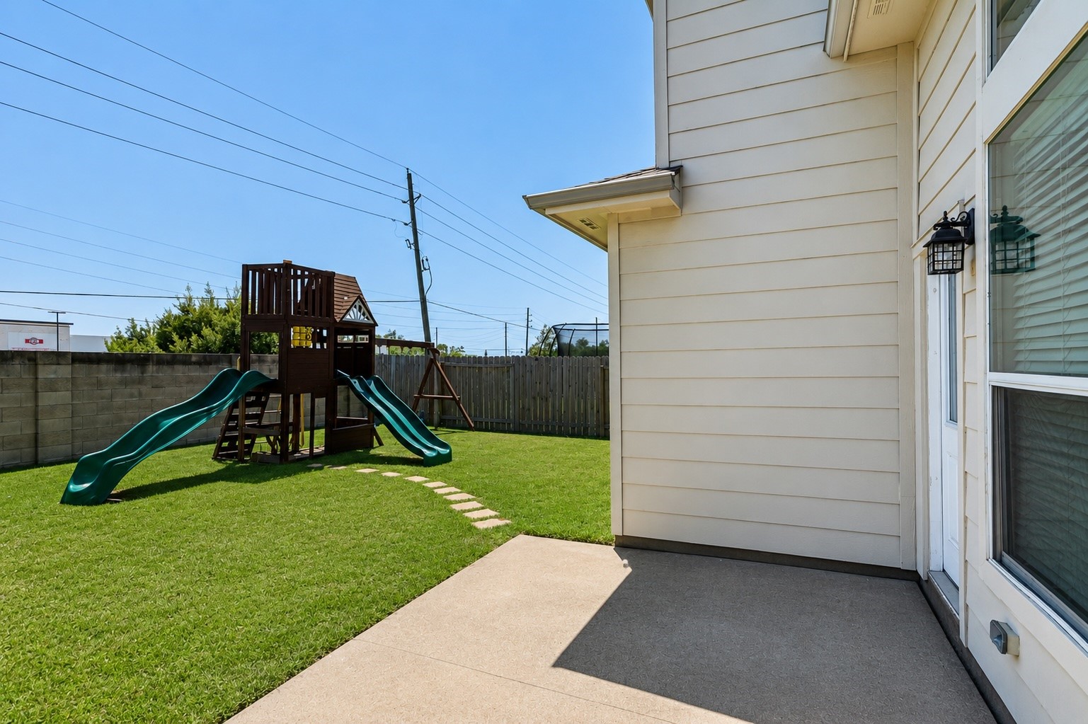 2214 Sterling Oaks Drive Property Photo 35