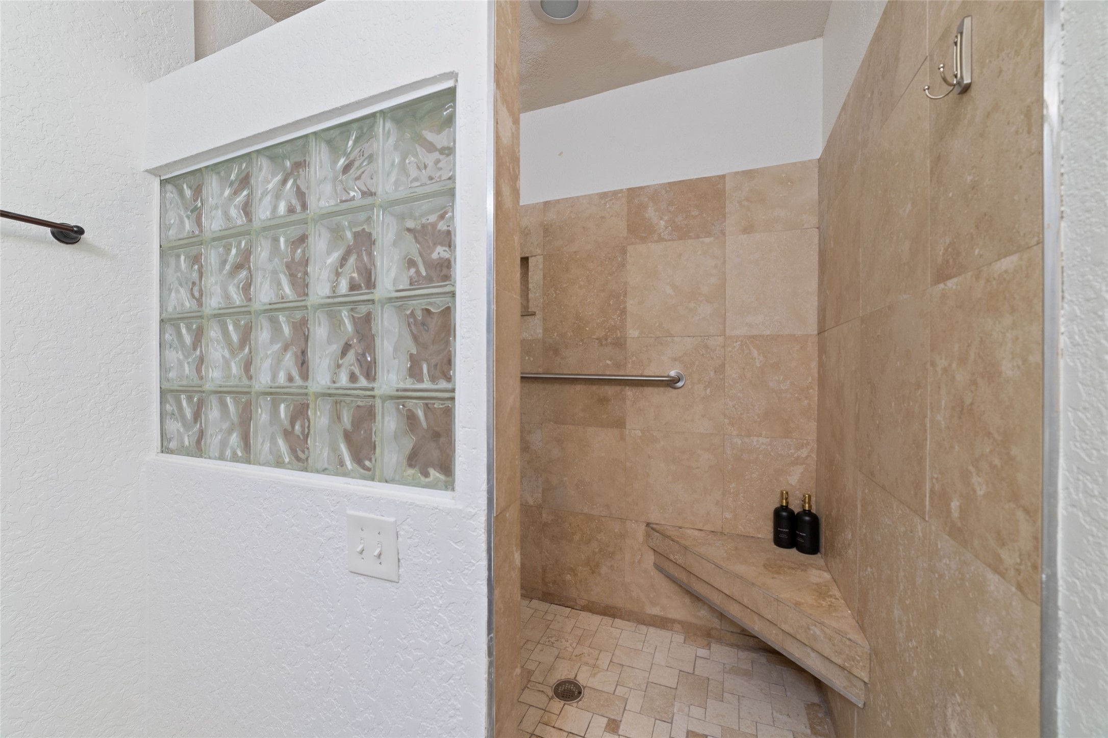 5119 Avenue O 1/2 Property Photo 24