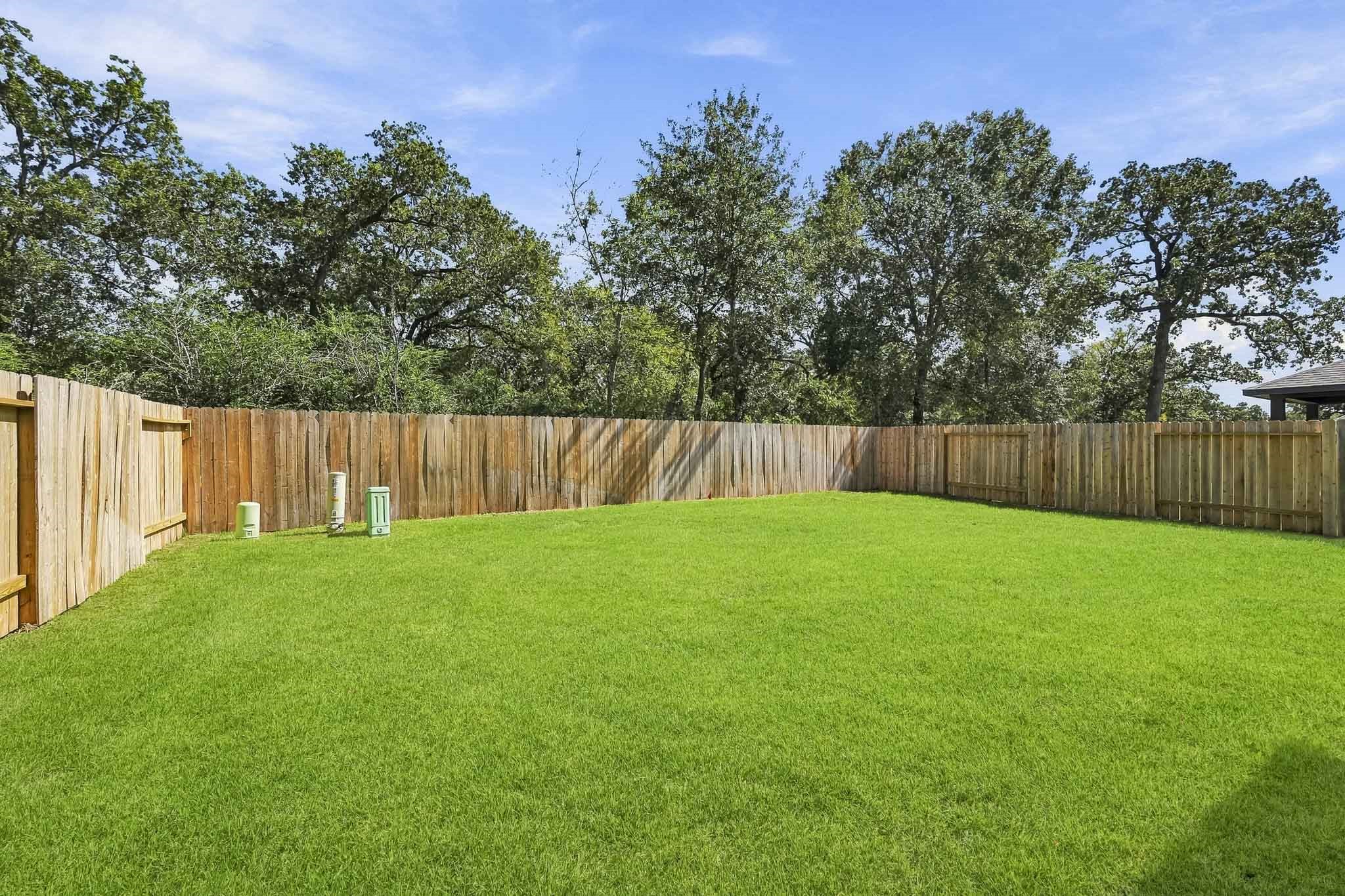 8519 Light Rail Drive Property Photo 4