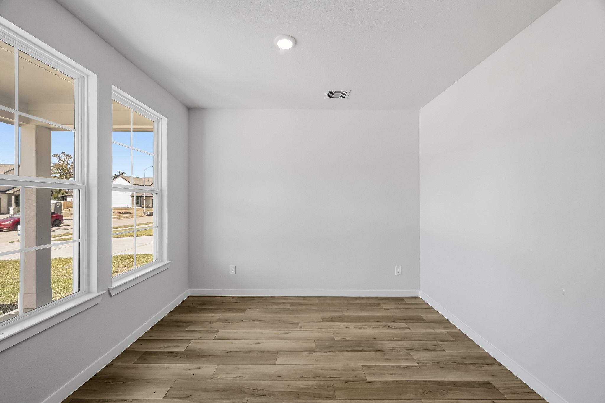 8519 Light Rail Drive Property Photo 8