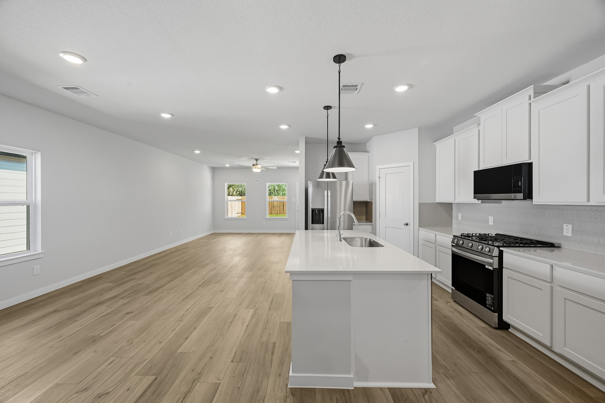 8519 Light Rail Drive Property Photo 9