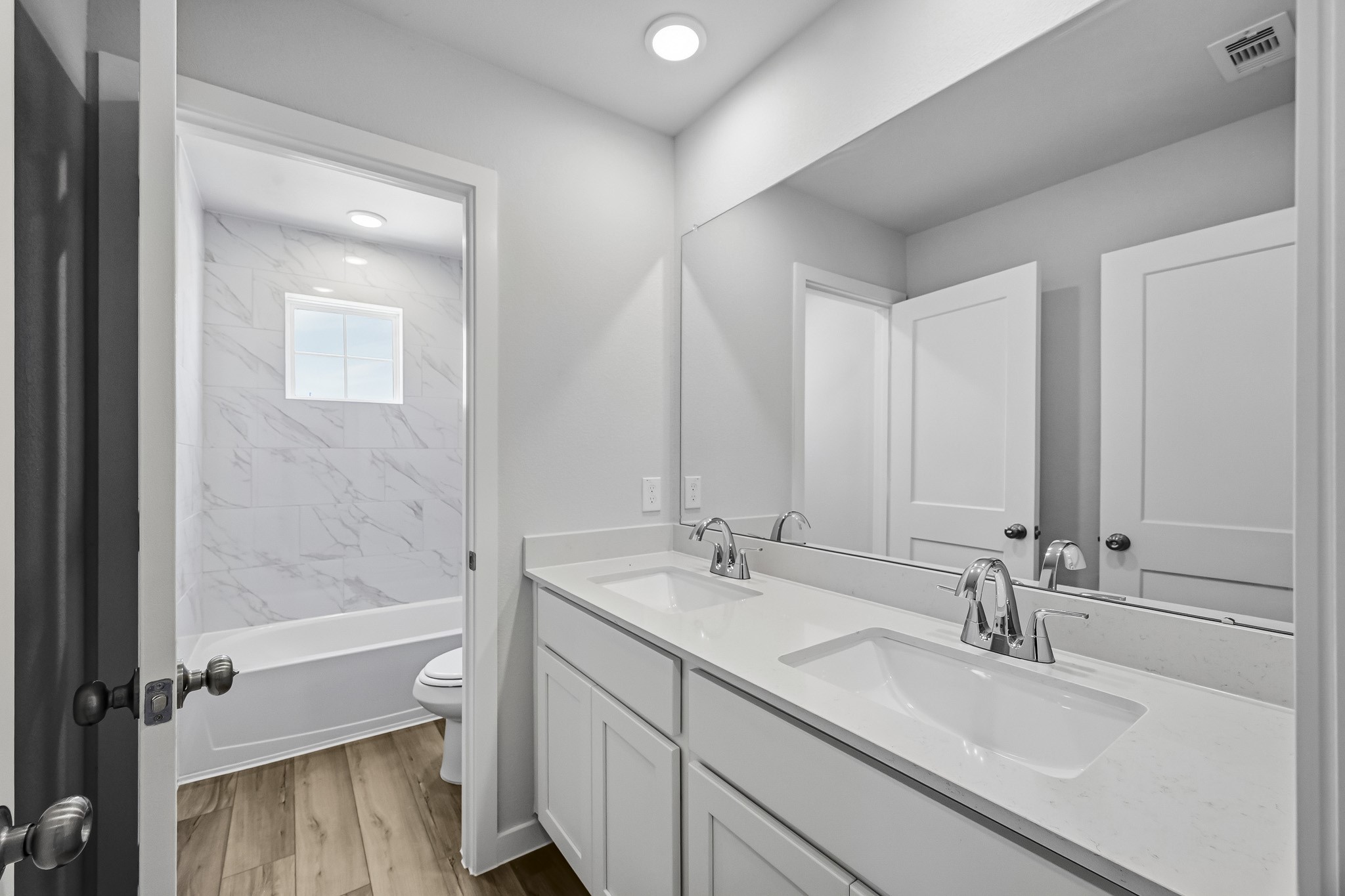 8519 Light Rail Drive Property Photo 26