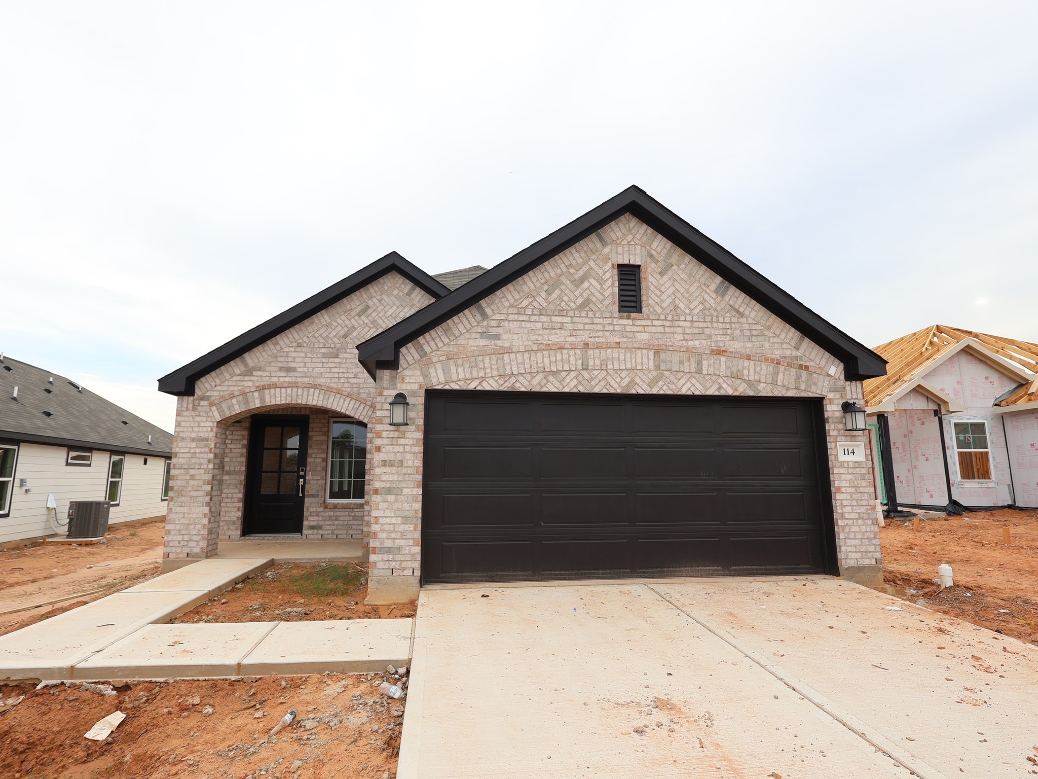 114 Spring Rose Drive Property Photo 1