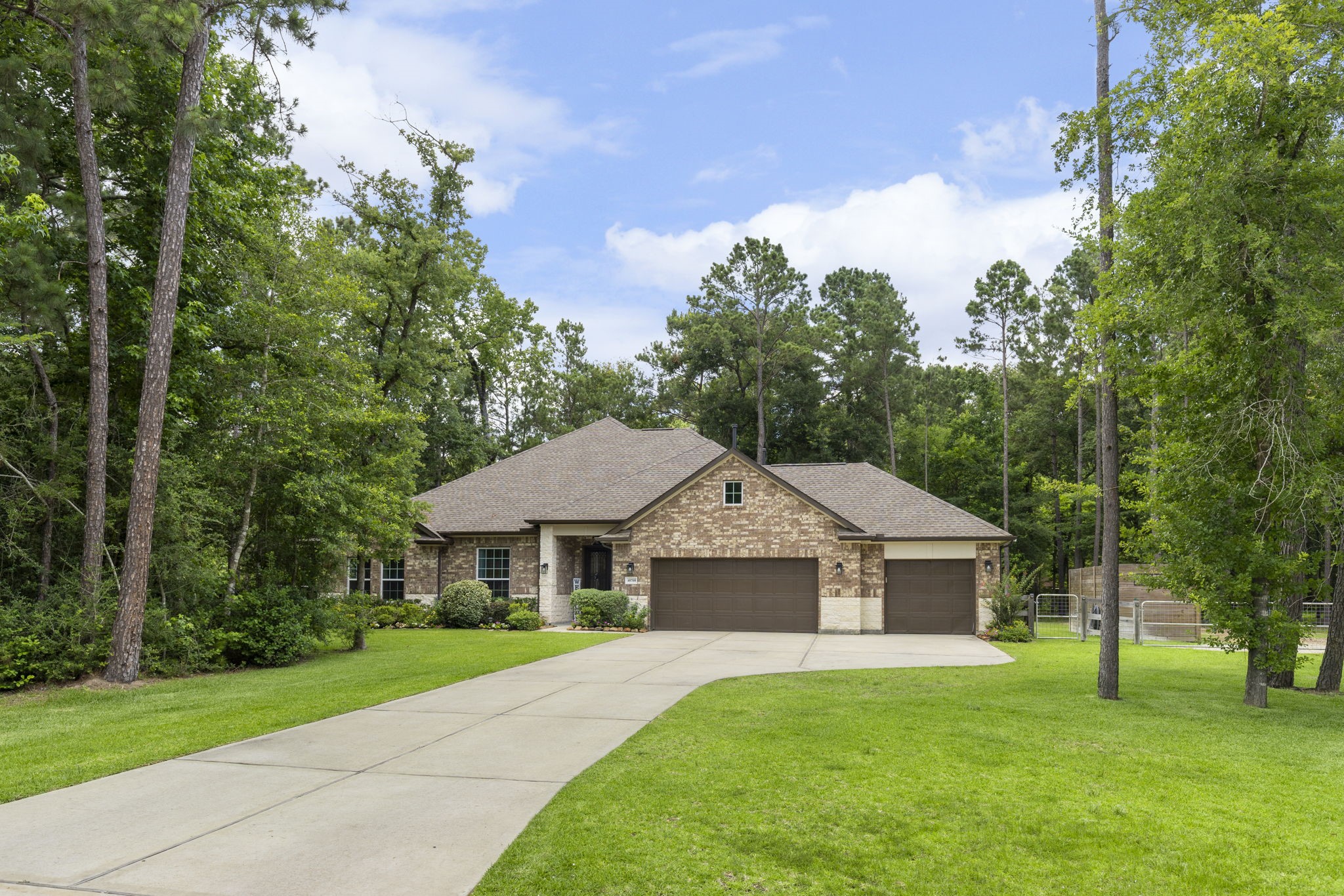 40708 Lost San Saba Lane Property Photo 4