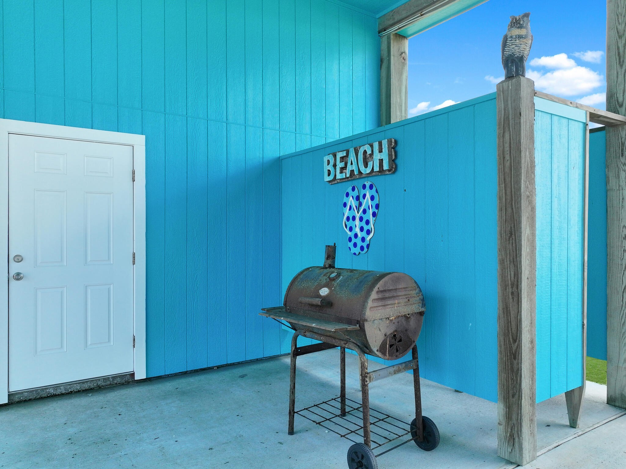936 Surf Road Property Photo 13