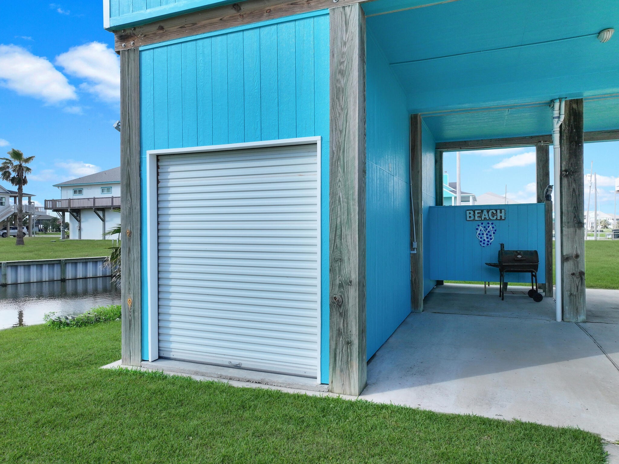 936 Surf Road Property Photo 16