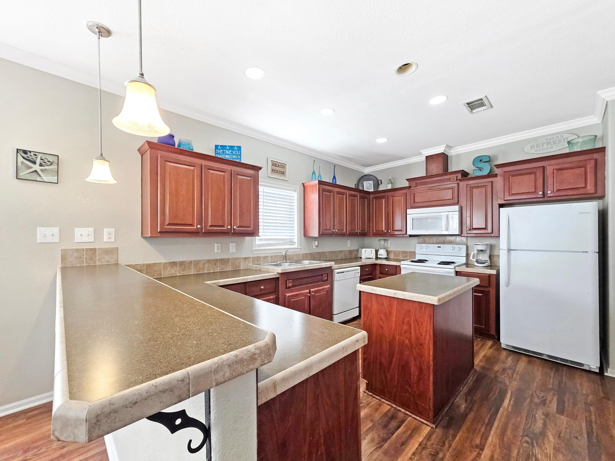 936 Surf Road Property Photo 28