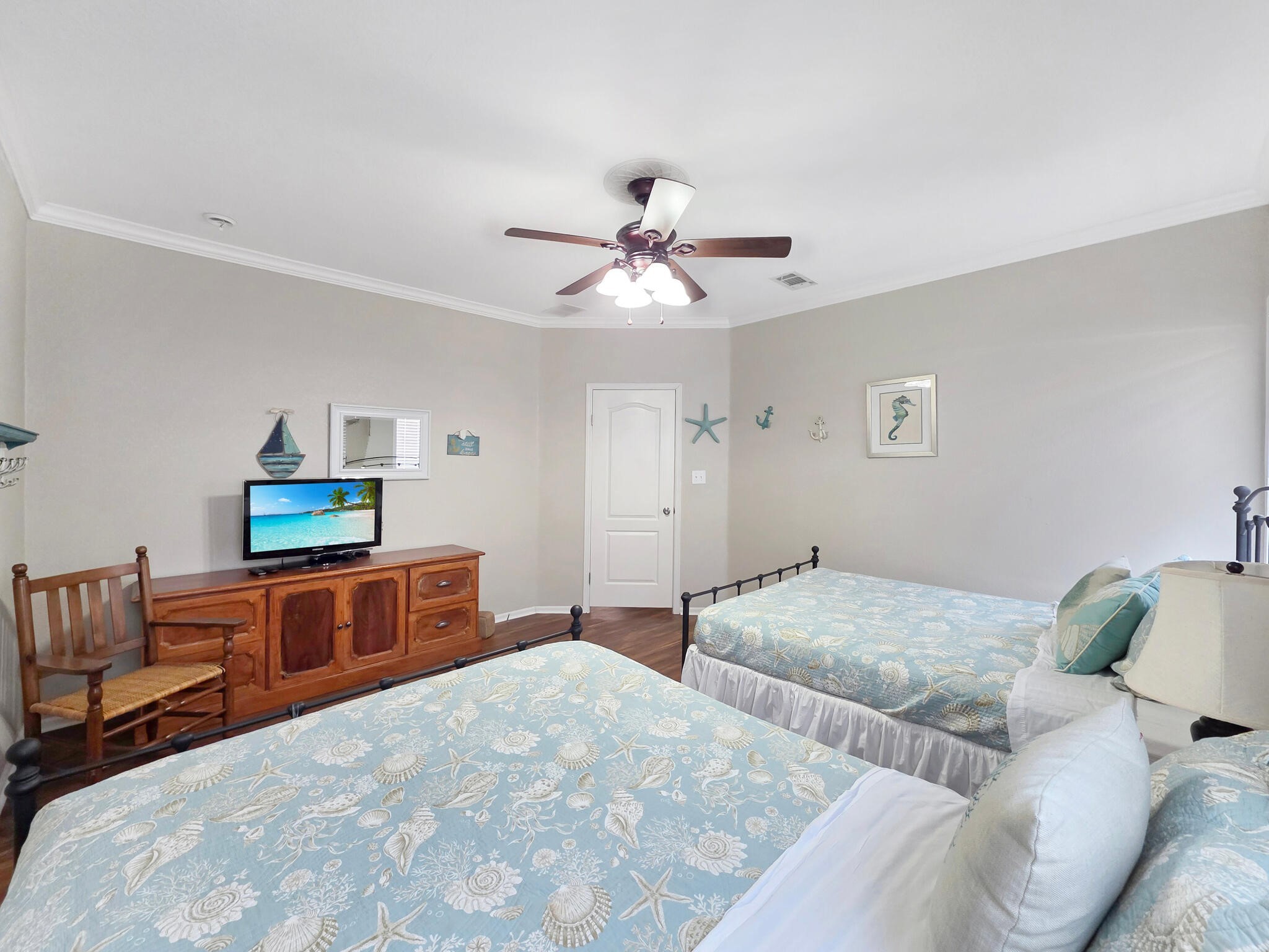 936 Surf Road Property Photo 35
