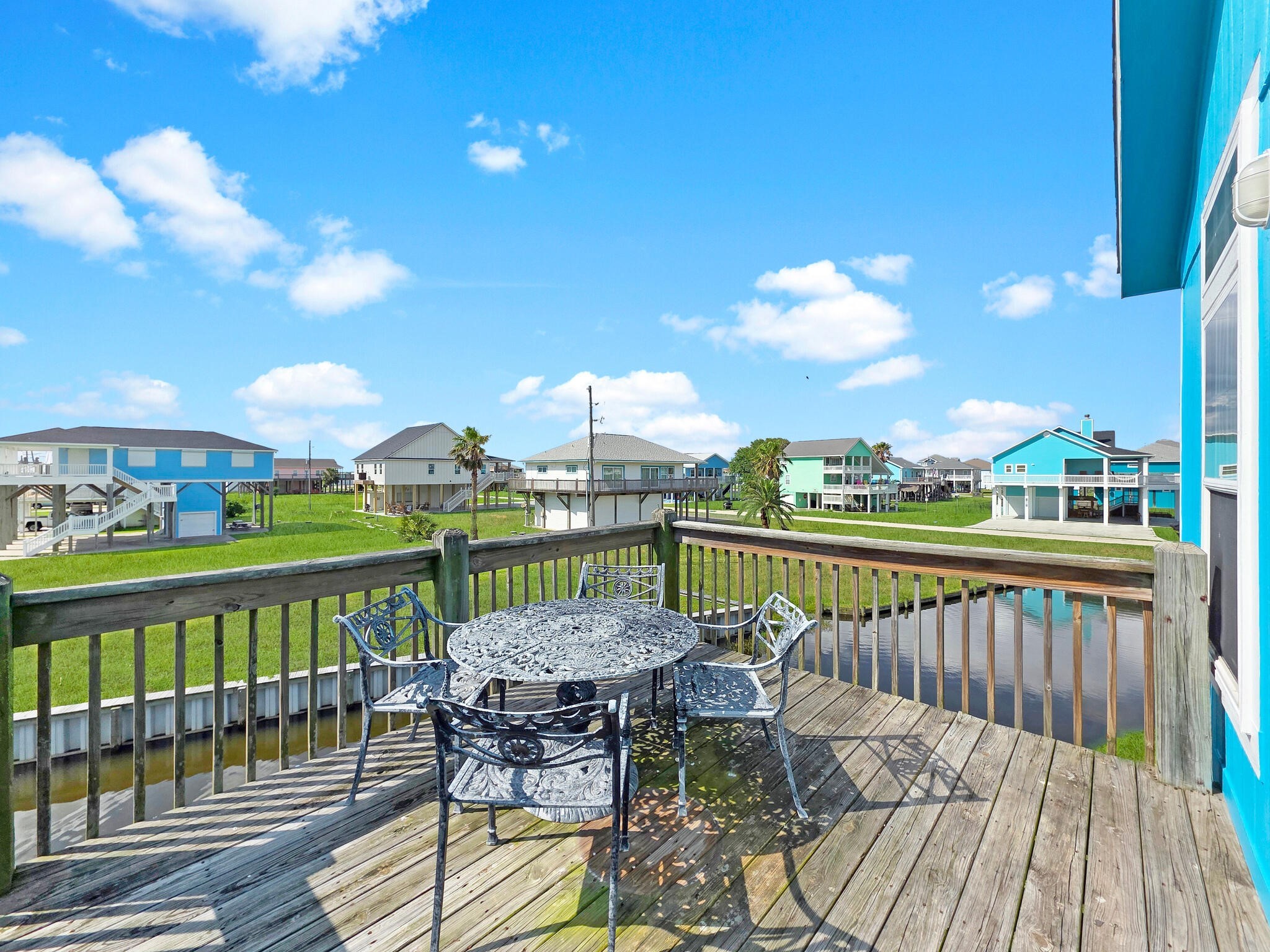 936 Surf Road Property Photo 40