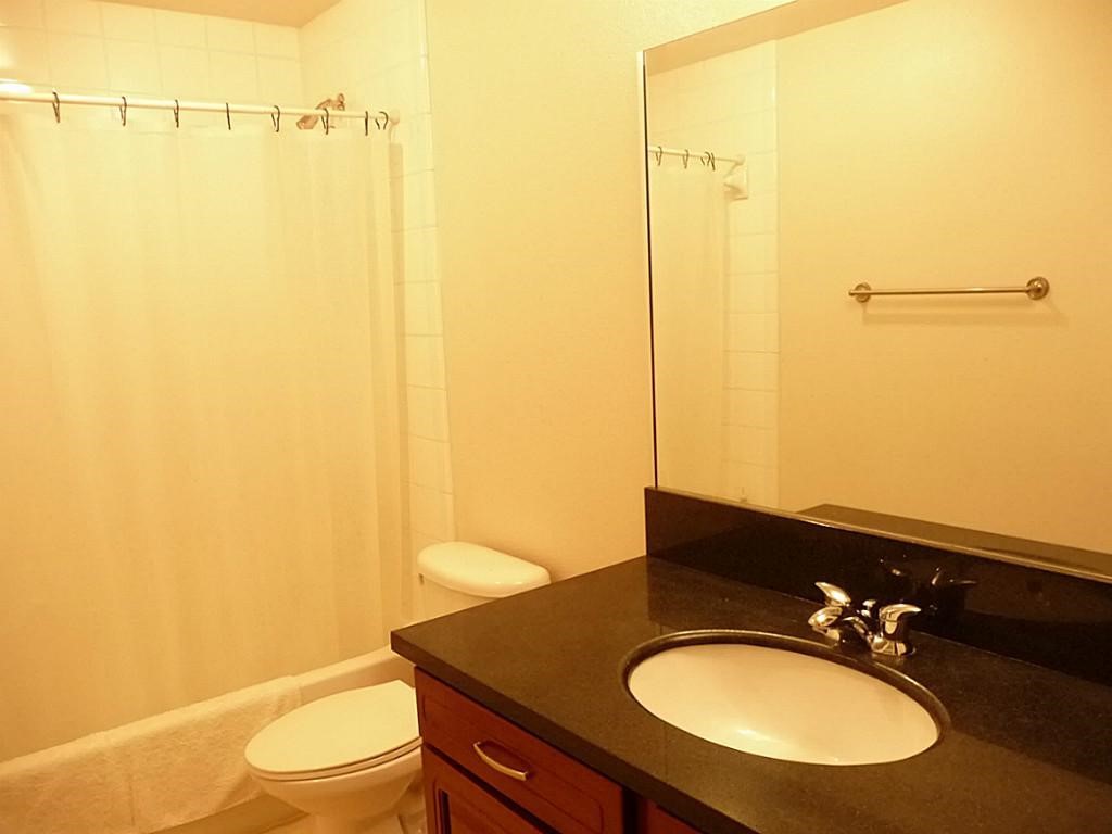 6655 W Sam Houston Parkway S 3k Property Photo 6