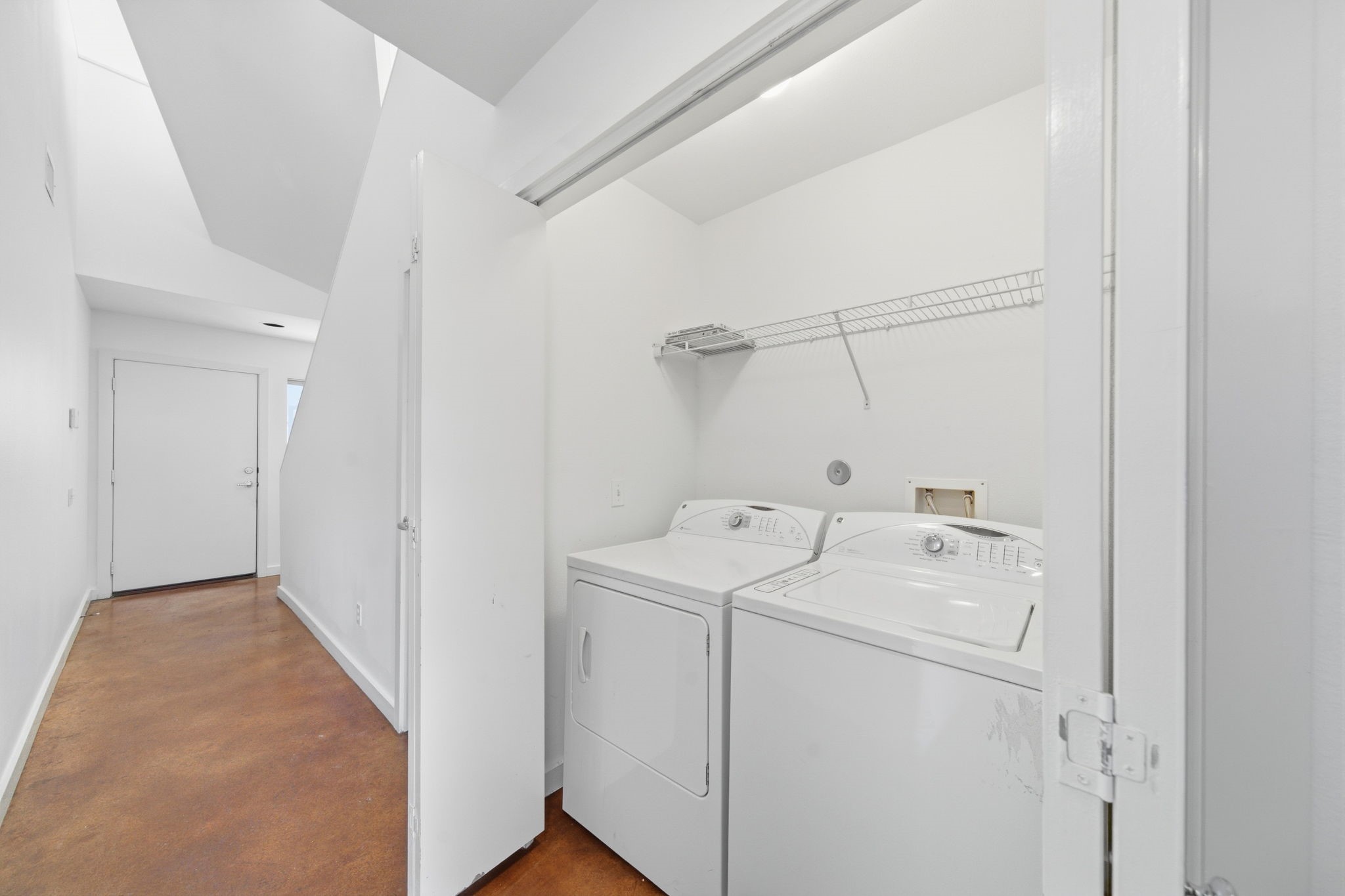 6905 Ardmore Street Property Photo 7